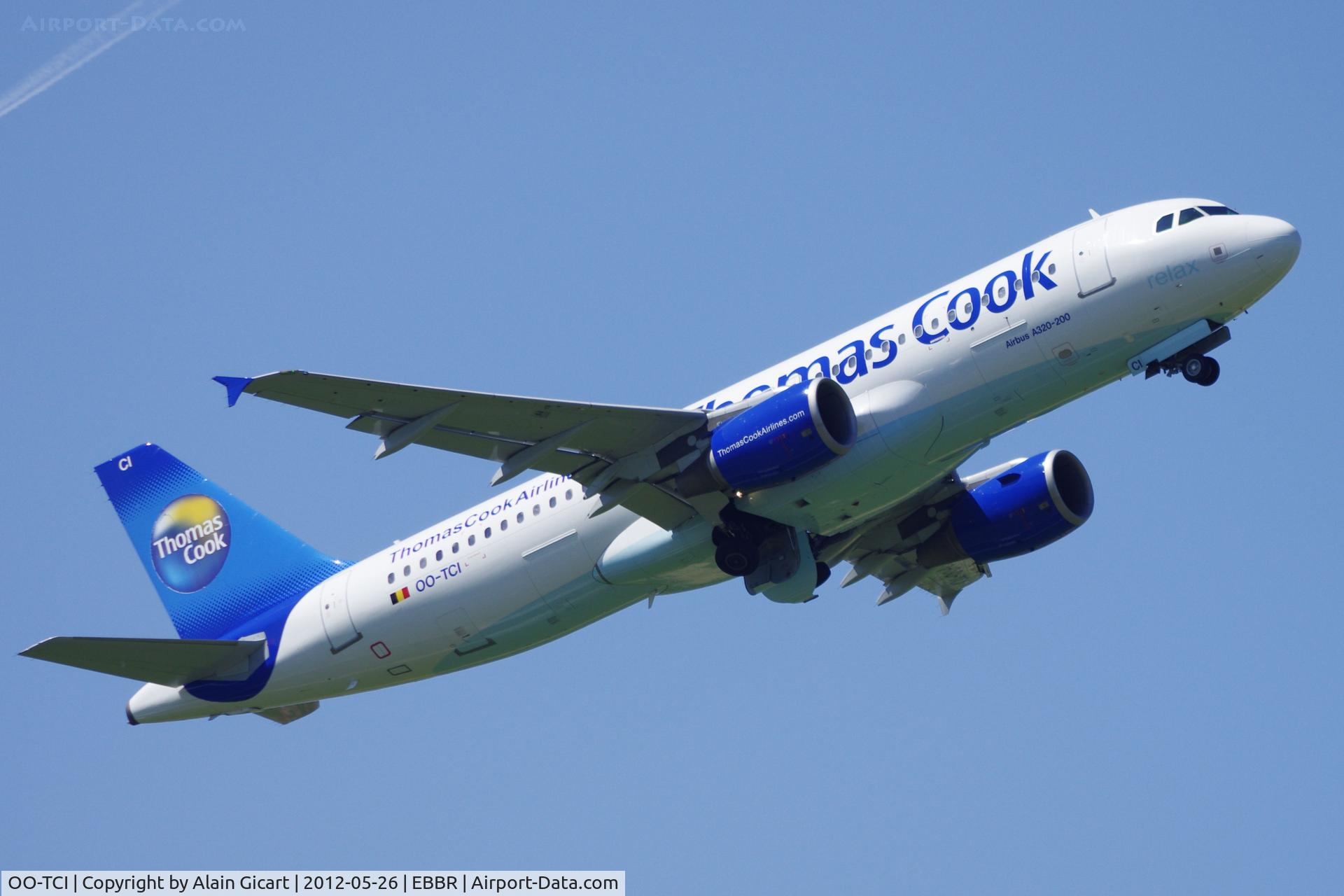 OO-TCI, 2003 Airbus A320-214 C/N 1975, take off