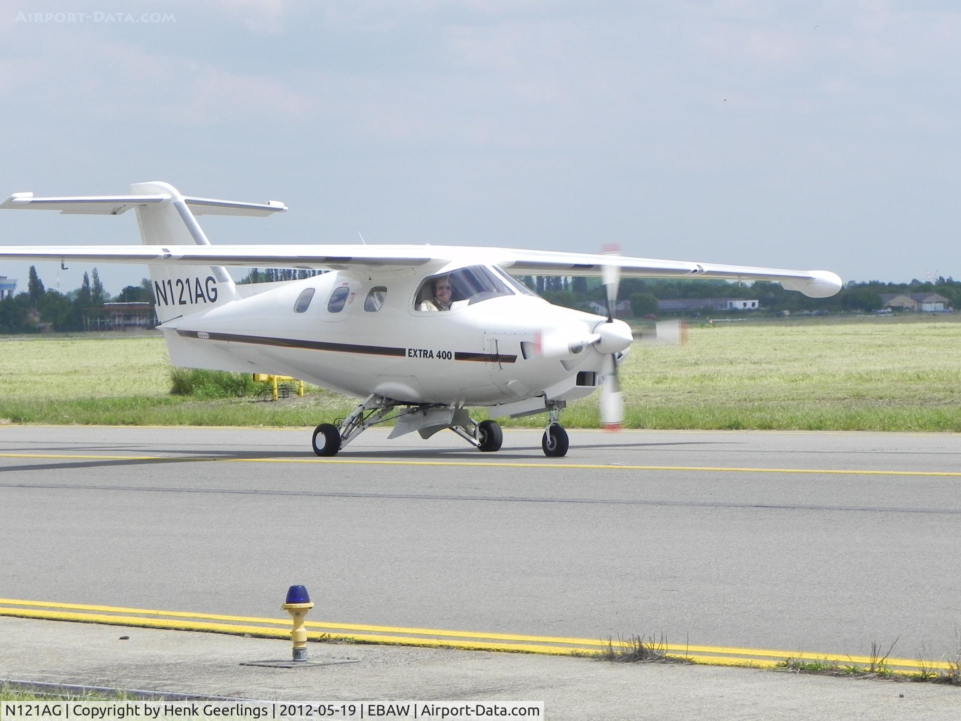 N121AG, 2001 Extra EA-400 C/N 03, Stampe Fly In , may 2012