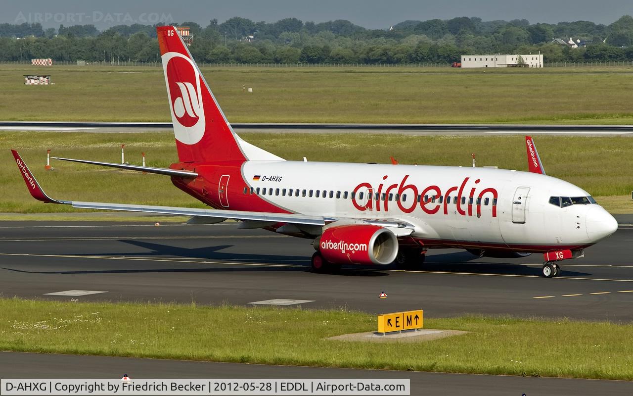 D-AHXG, 2008 Boeing 737-7K5 C/N 35140, taxying to the active