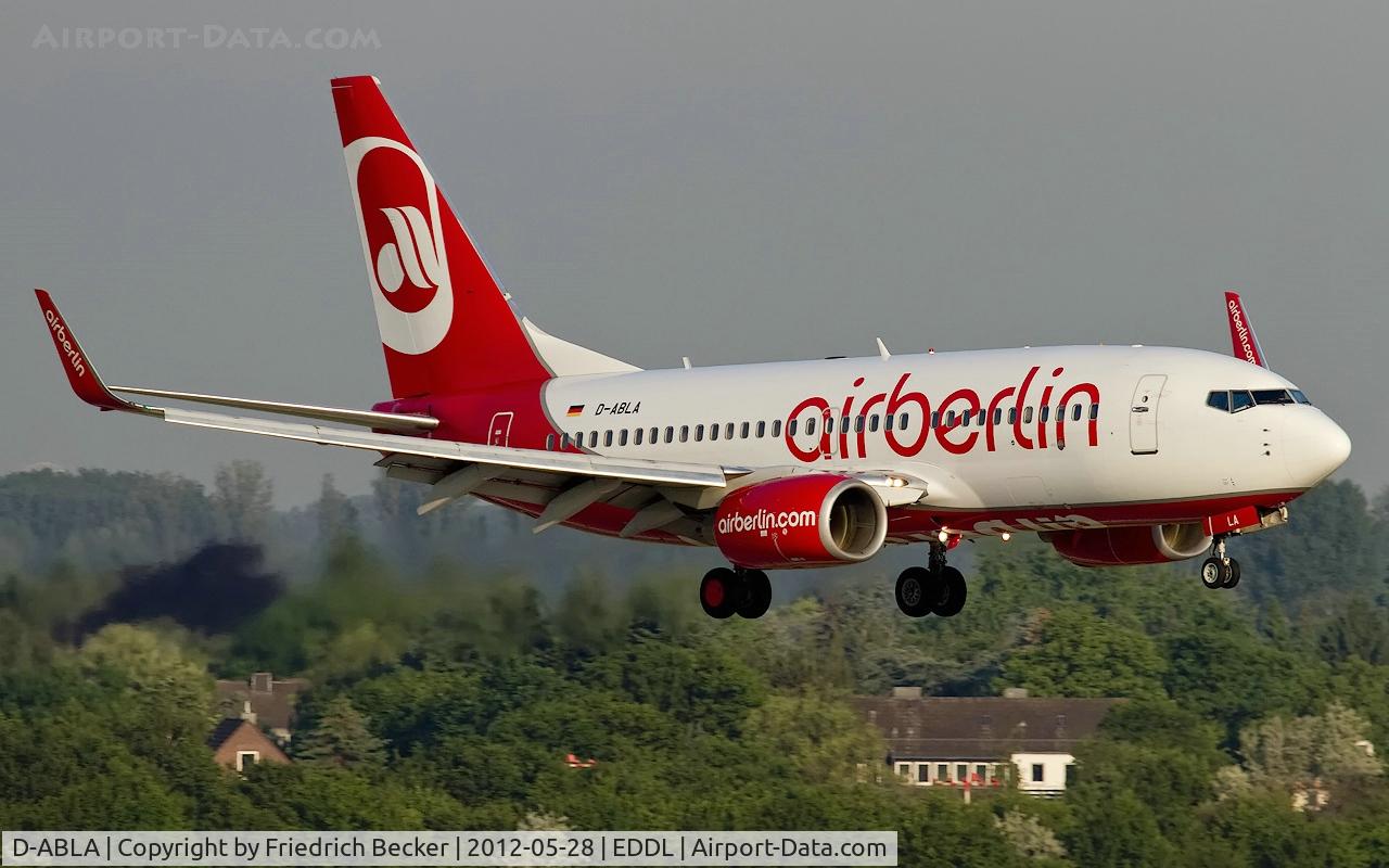 D-ABLA, 2007 Boeing 737-76J C/N 36114, on final RW05R