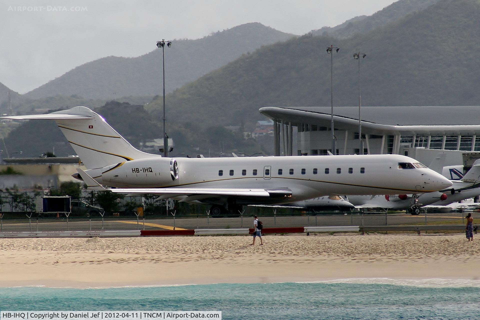 HB-IHQ, 1998 Bombardier BD-700-1A10 Global Express C/N 9011, HB-IHQ