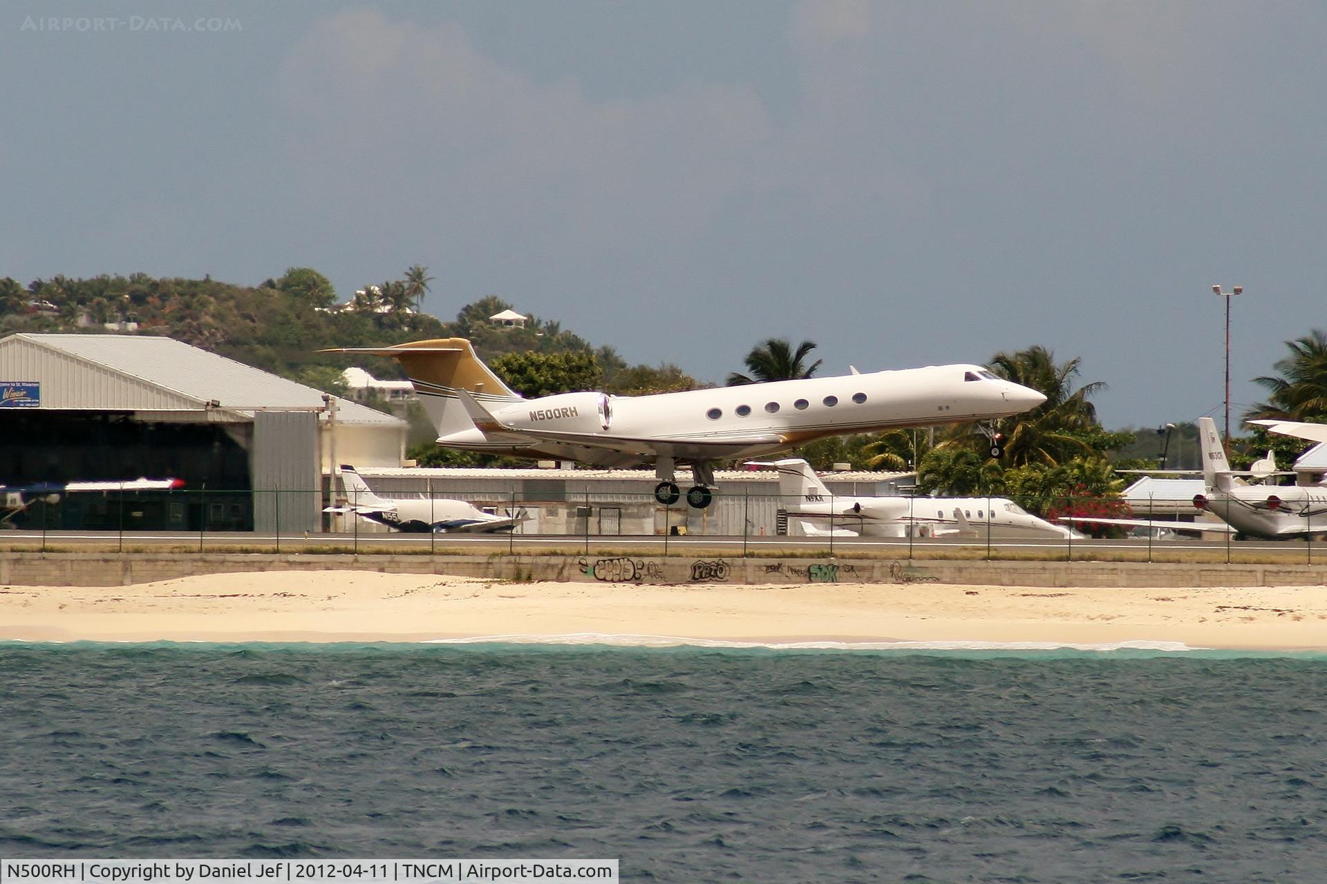 N500RH, Gulfstream Aerospace G-V C/N 558, N500RH