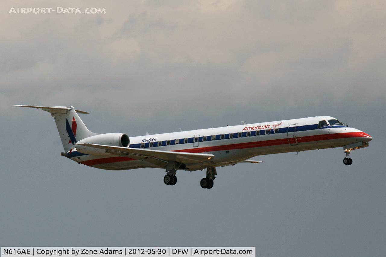 N616AE, 1998 Embraer ERJ-145LR (EMB-145LR) C/N 145092, American Eagle landing at DFW Airport