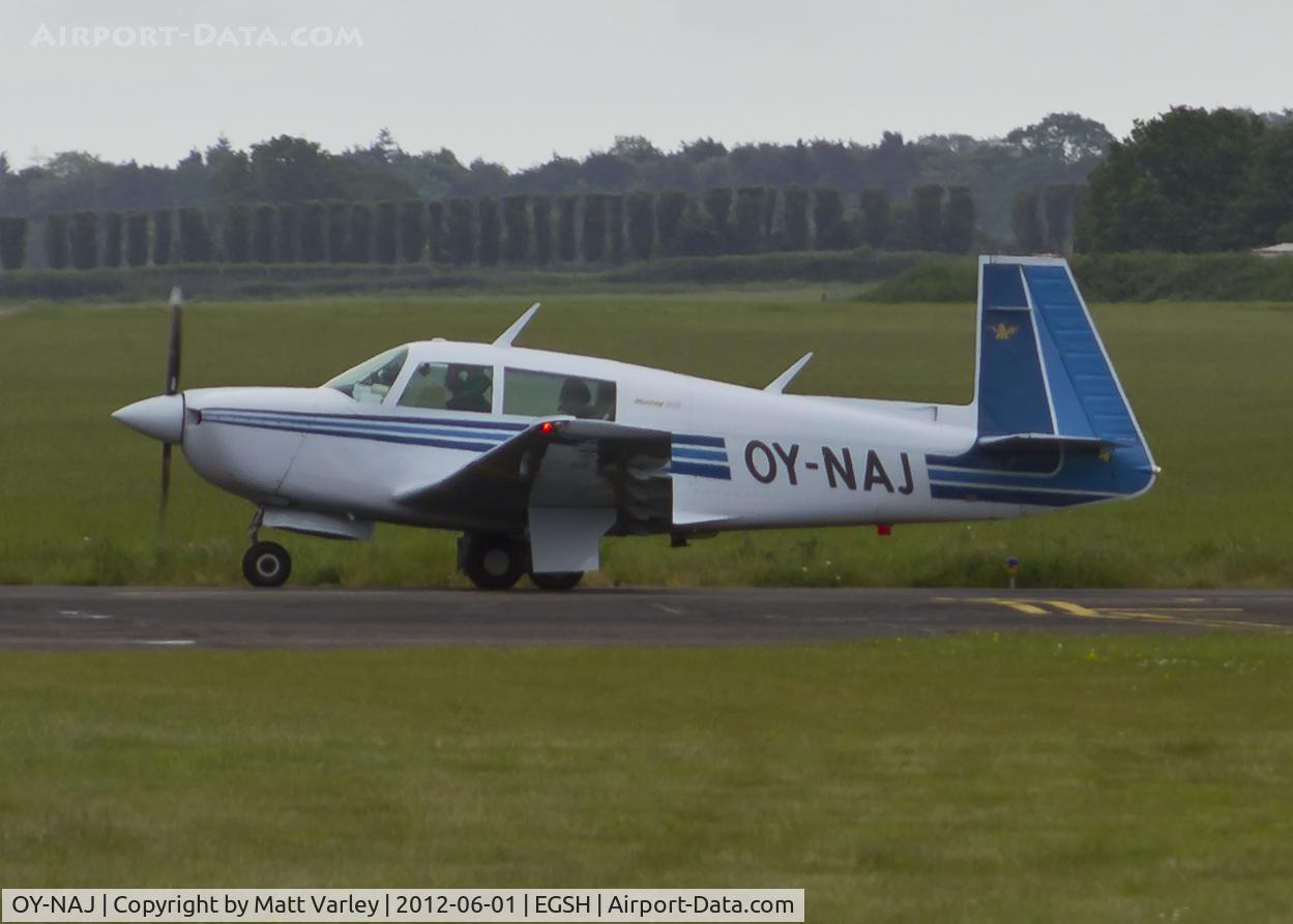 OY-NAJ, 1985 Mooney M20J 201 C/N 24-1545, Sorry for poor quality , heavy crop.