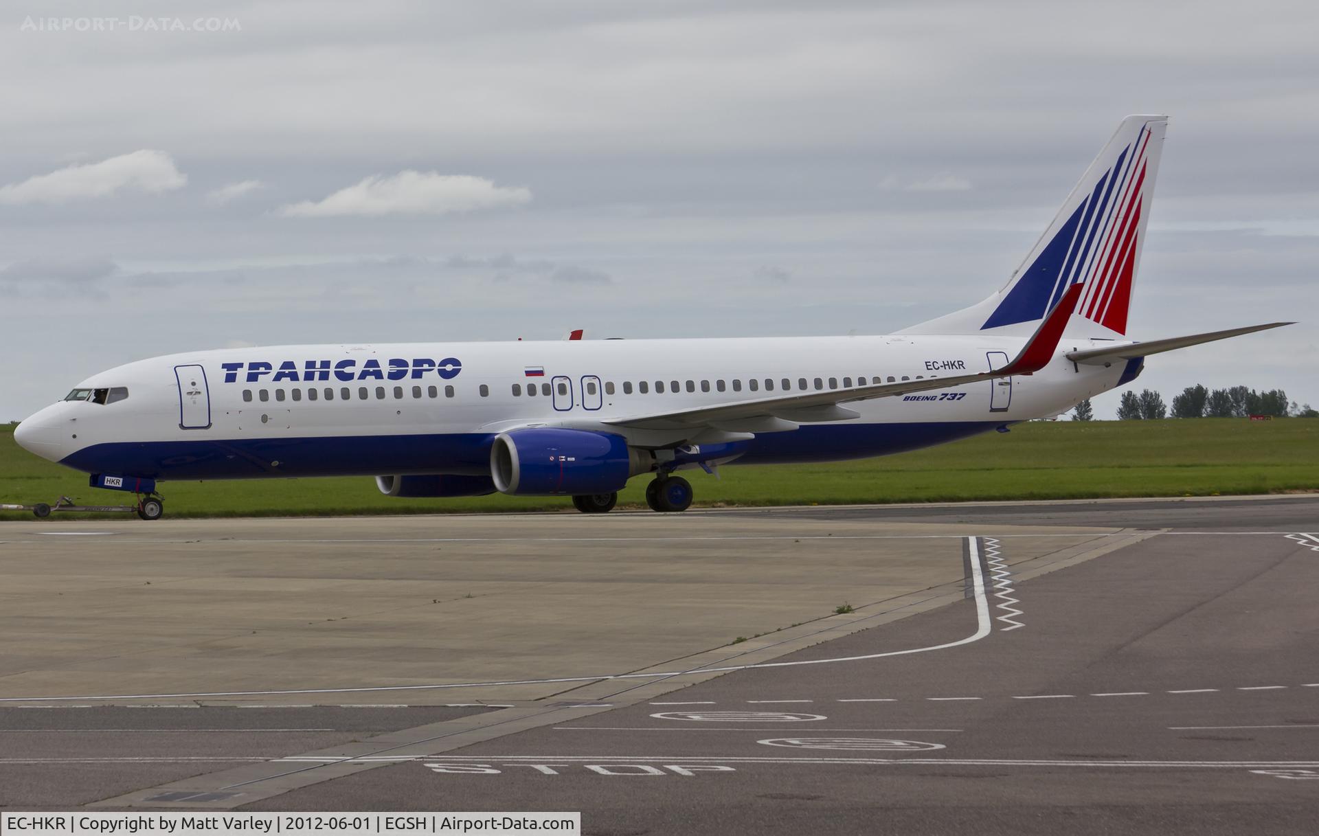 EC-HKR, 2000 Boeing 737-85P C/N 28536, Fresh out of spray in Transereo C/S (to become EI-RUF).