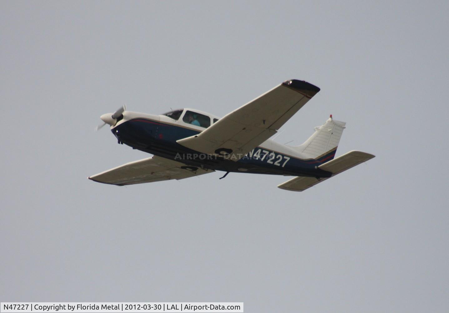 N47227, 1977 Piper PA-28R-201 Cherokee Arrow III C/N 28R-7737158, PA-28R-201