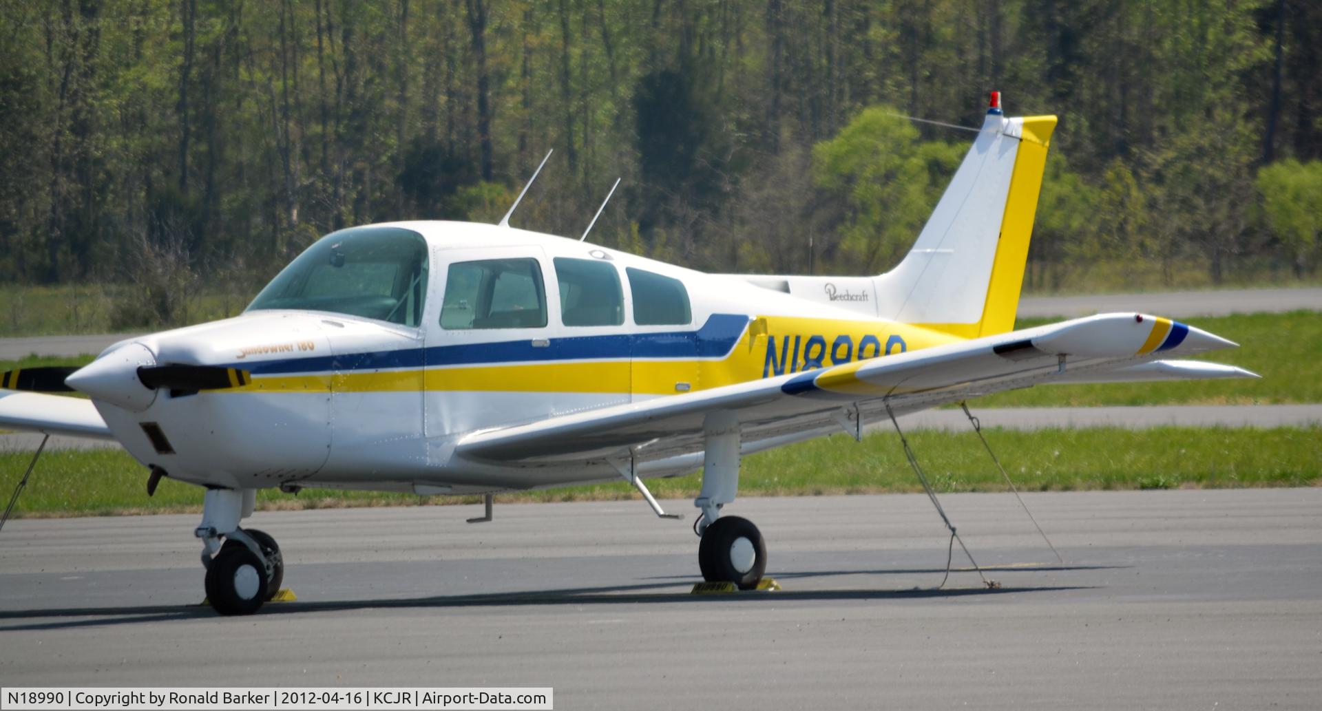 N18990, 1977 Beech C23 Sundowner 180 C/N M-1993, Culpeper