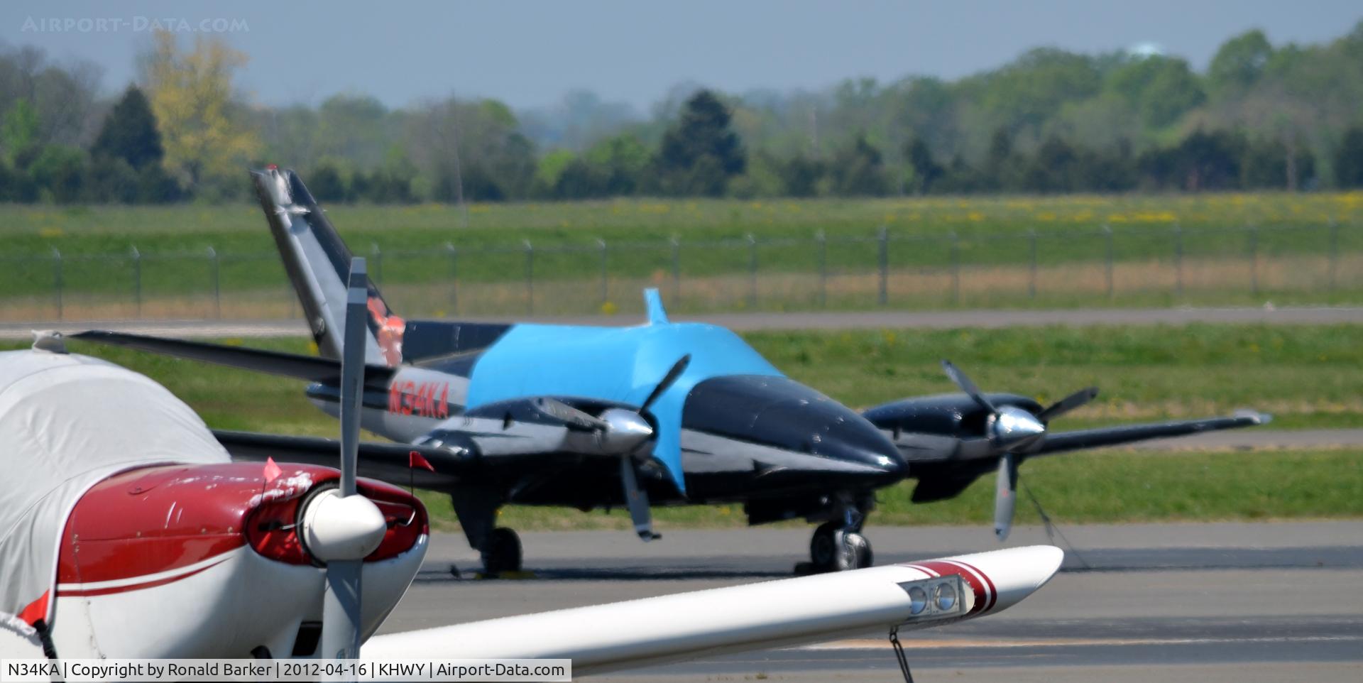 N34KA, 1974 Beech B-60 Duke C/N P-262, Warrenton