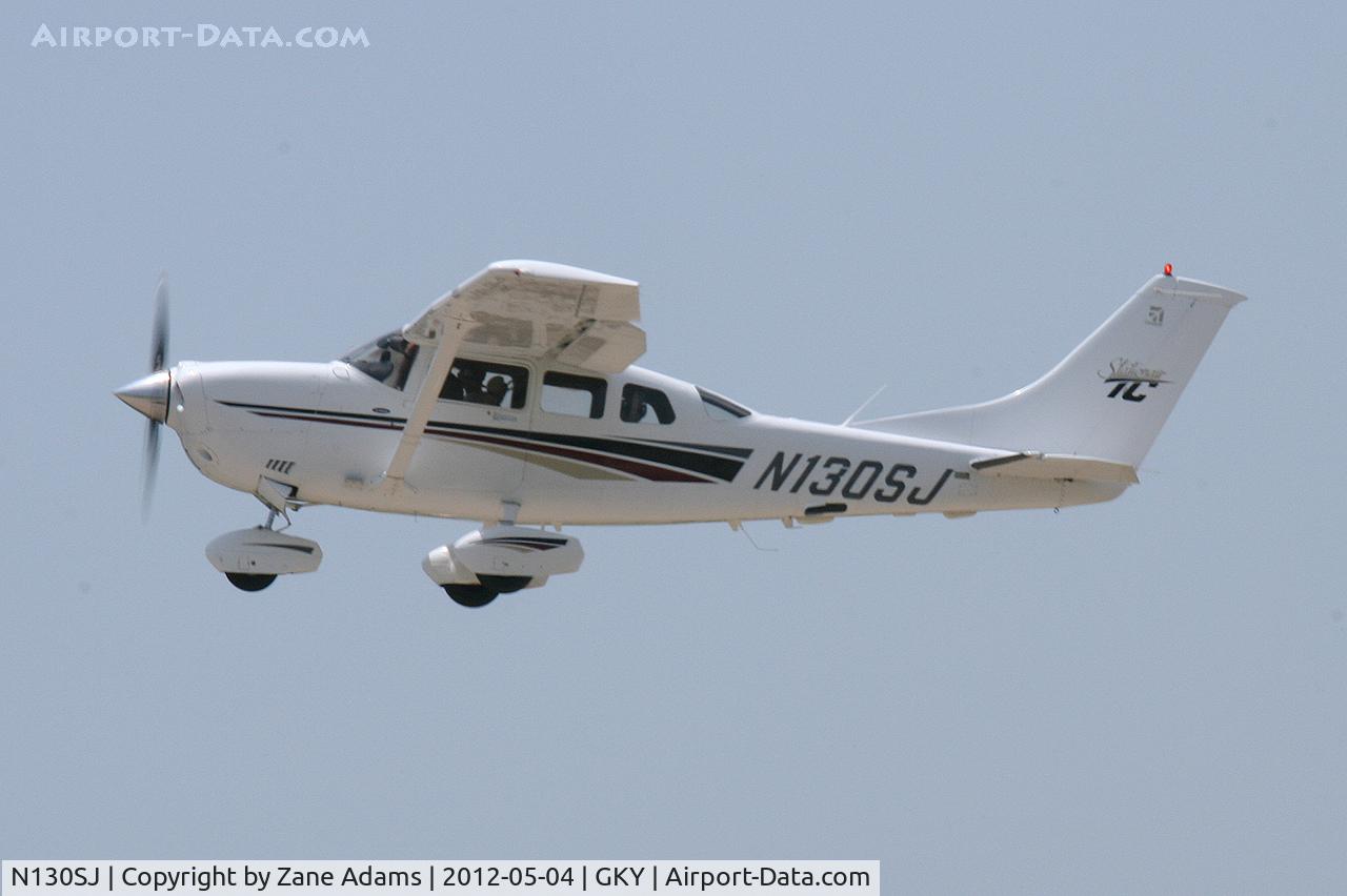 N130SJ, 1999 Cessna T206H Turbo Stationair C/N T20608130, At Arlington Municipal Airport