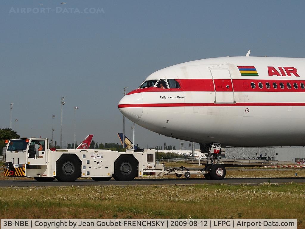 3B-NBE, 1999 Airbus A340-313 C/N 268, Air Mauritius push to CDG