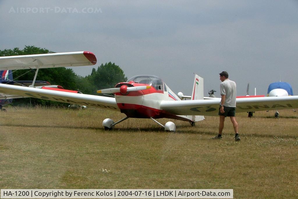 HA-1200, 1975 Scheibe SF-25C Falke C/N 44119, Dunakeszi