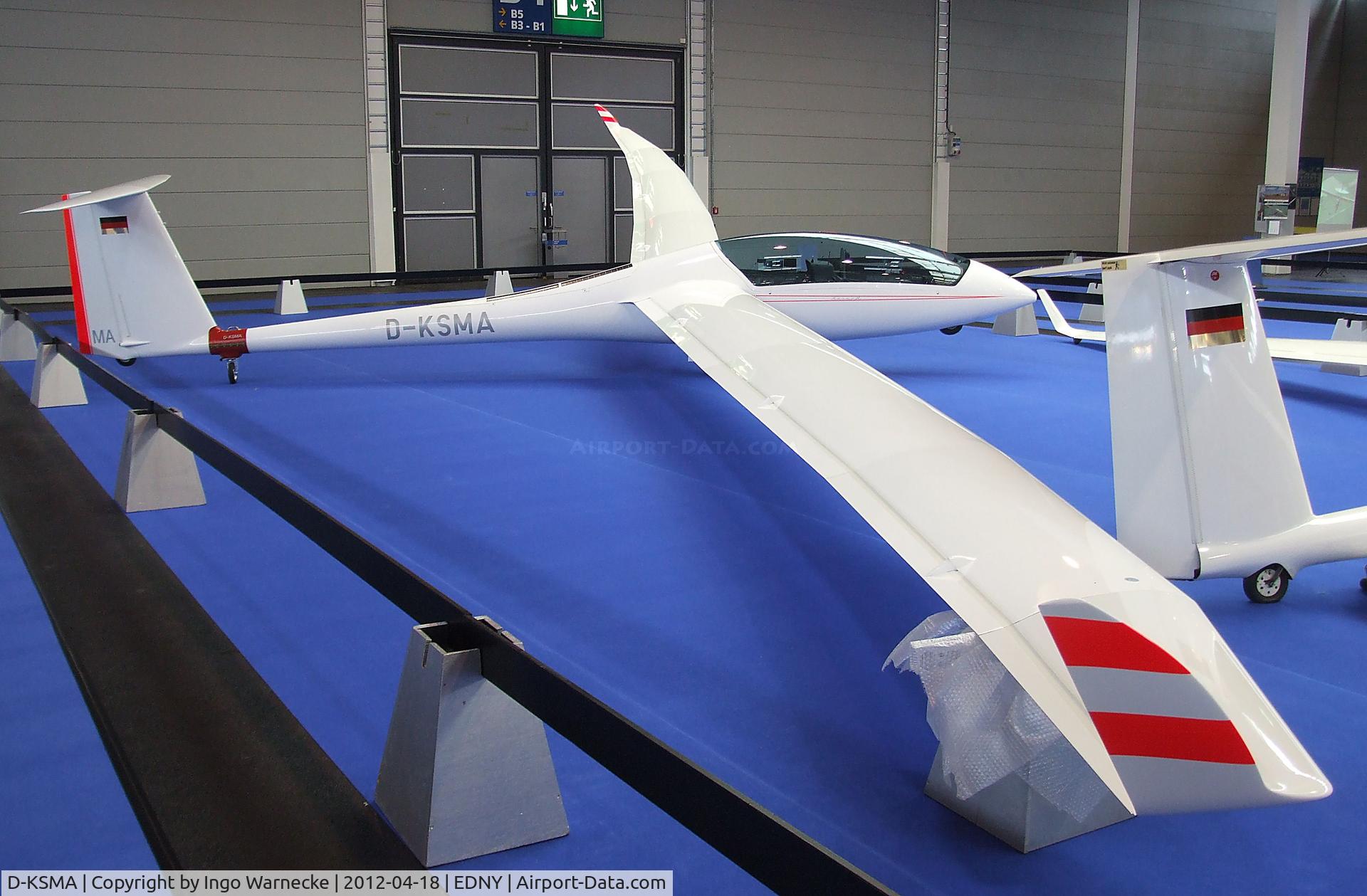 D-KSMA, 2011 Schempp-Hirth Arcus M C/N 7, Schempp-Hirth Arcus M at the AERO 2012, Friedrichshafen