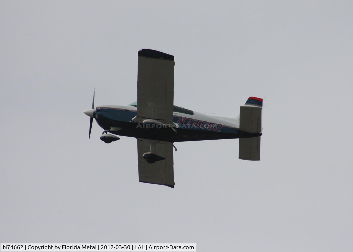 N74662, 1976 Grumman American AA-5B Tiger C/N AA5B0329, Grumman AA-5B