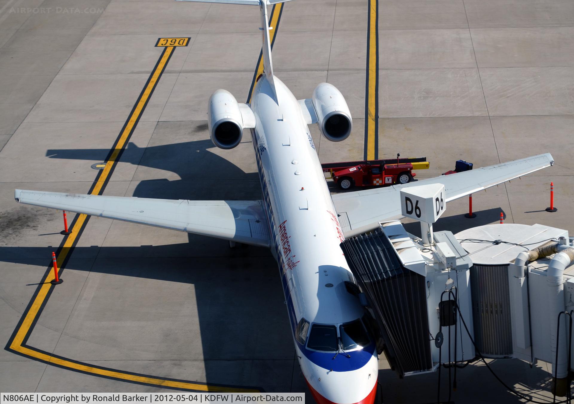 N806AE, 2001 Embraer ERJ-140LR (EMB-135KL) C/N 145503, Dallas