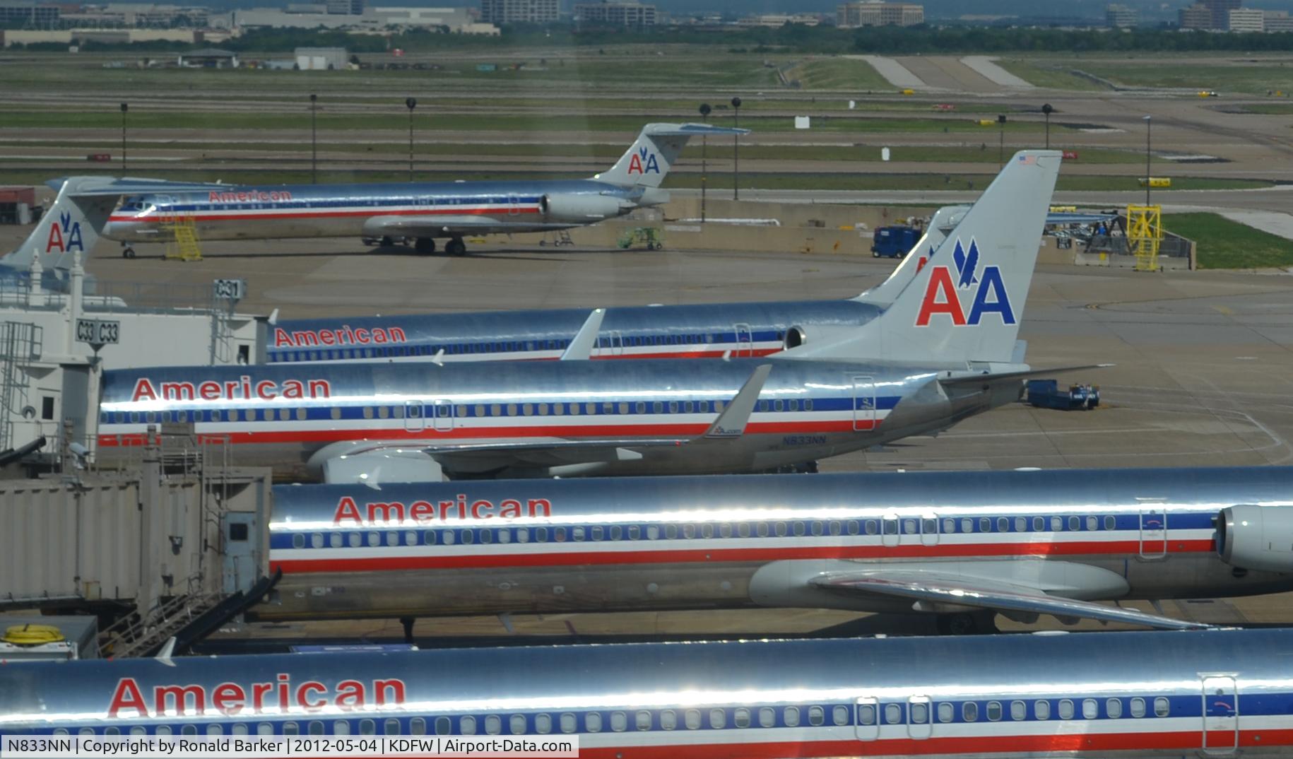 N833NN, 2010 Boeing 737-823 C/N 31093, Dallas