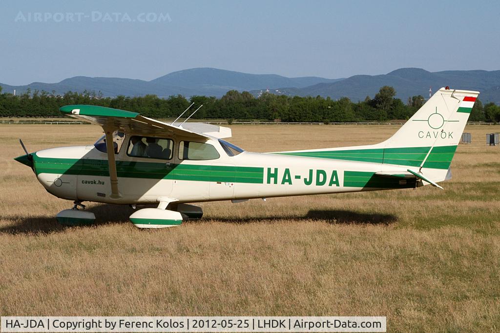 HA-JDA, Cessna 172M C/N 17264977, Dunakeszi