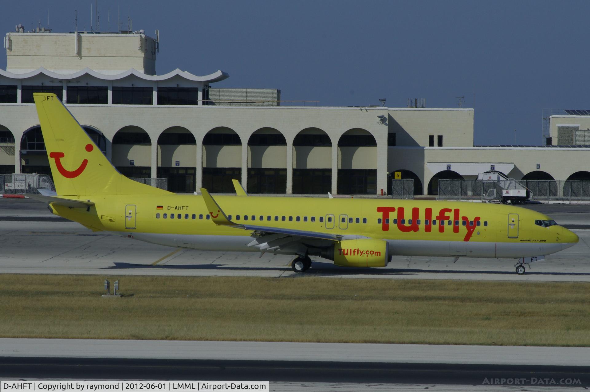 D-AHFT, 2000 Boeing 737-8K5 C/N 30413, B737 D-AHFT Tuifly