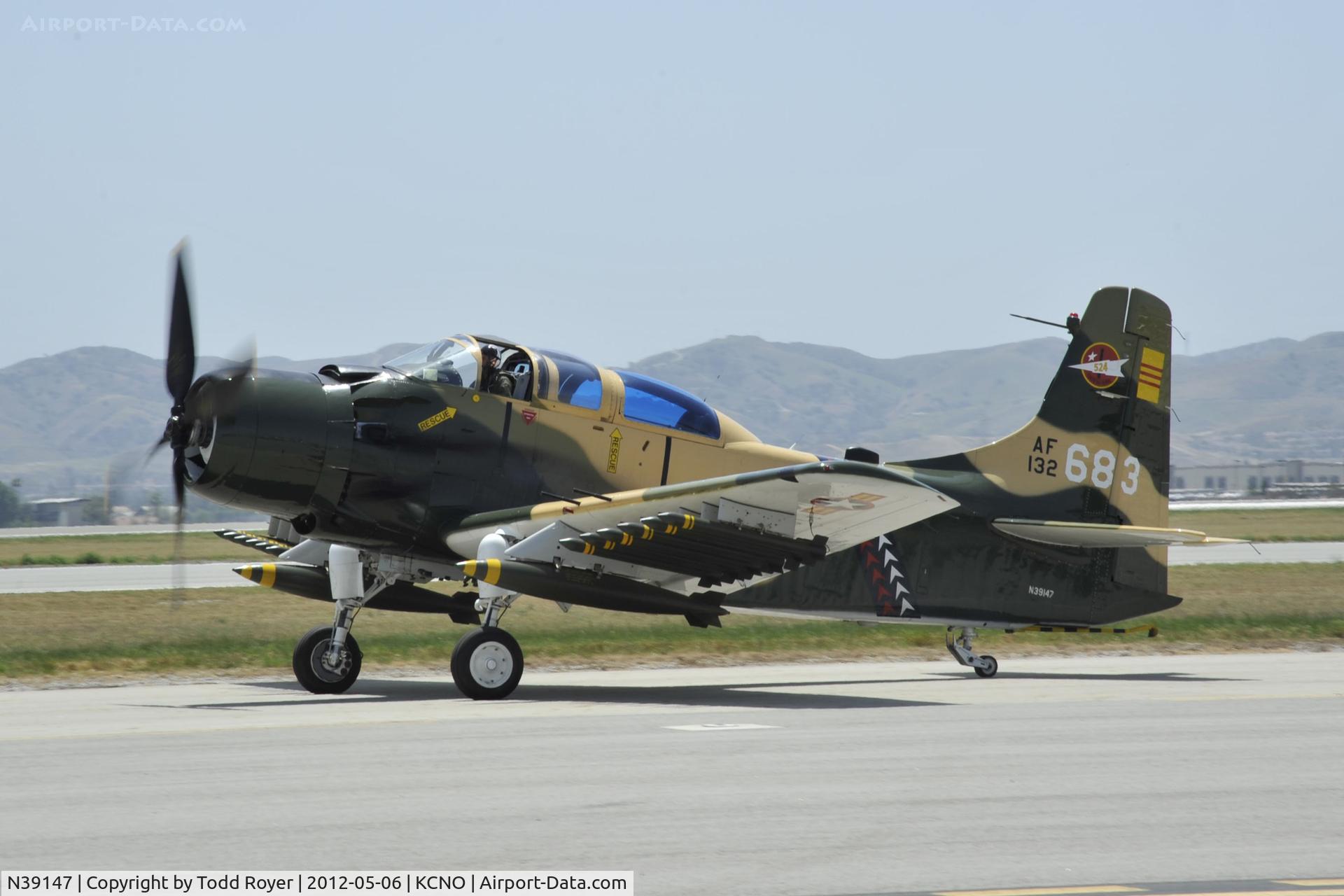 N39147, Douglas AD-5 (A-1E) Skyraider C/N 9540, 2012 Chino Airshow
