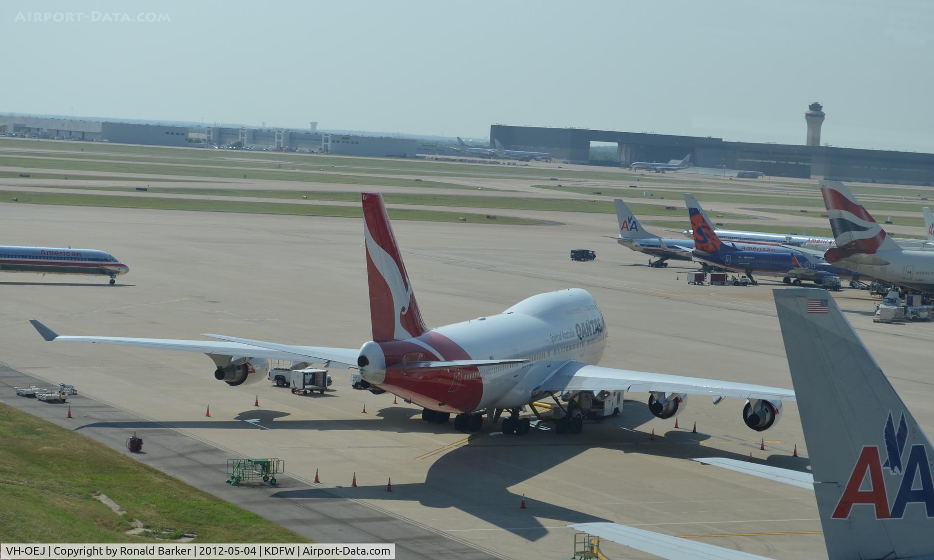 VH-OEJ, 2003 Boeing 747-438/ER C/N 32914, Dallas
