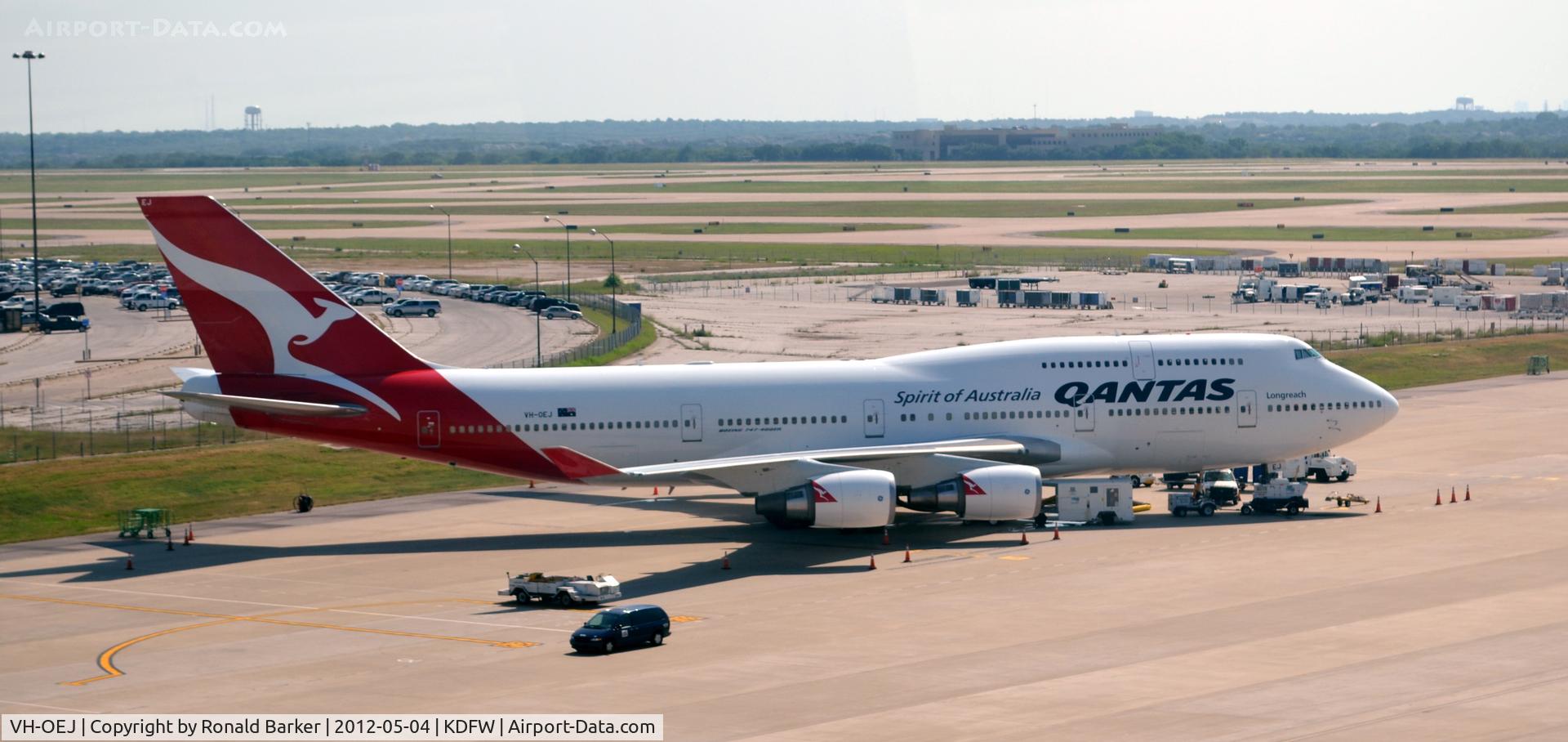 VH-OEJ, 2003 Boeing 747-438/ER C/N 32914, Dallas