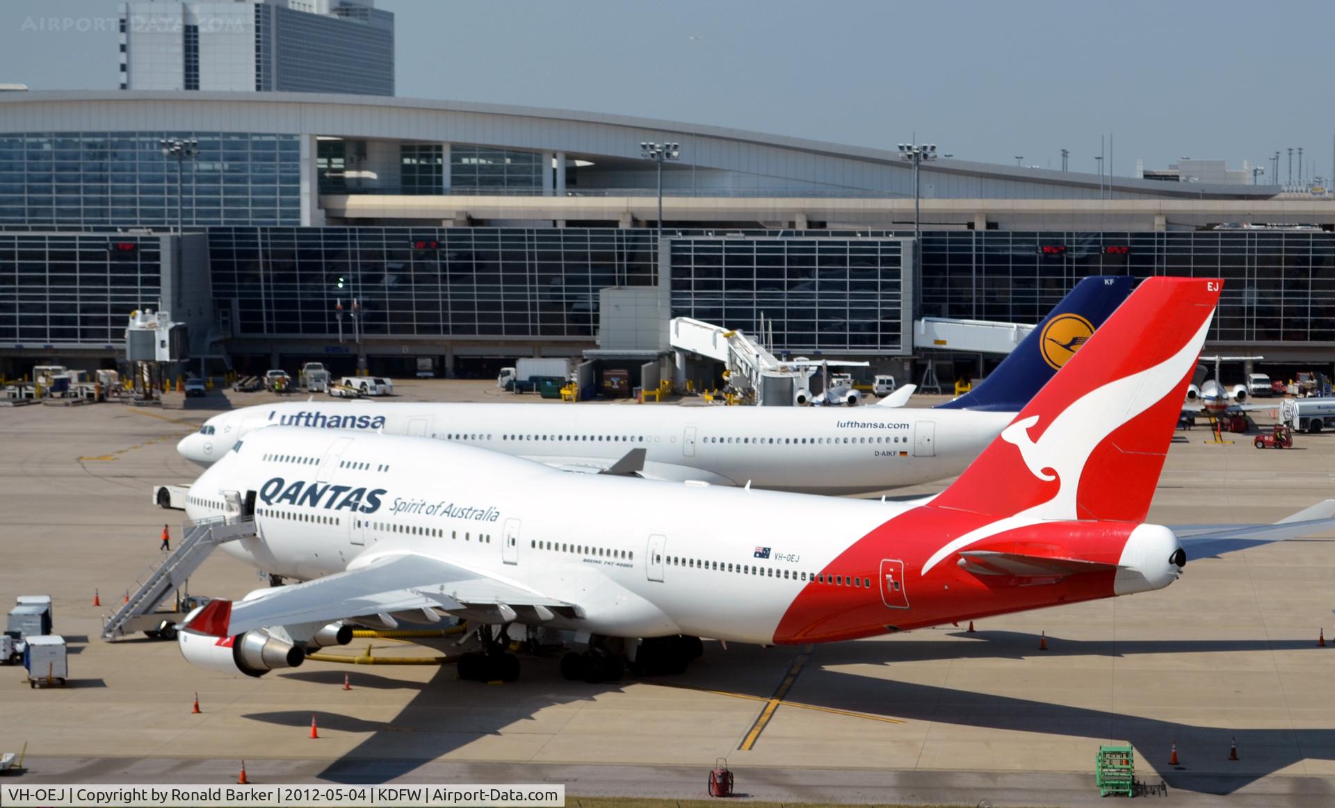 VH-OEJ, 2003 Boeing 747-438/ER C/N 32914, Dallas