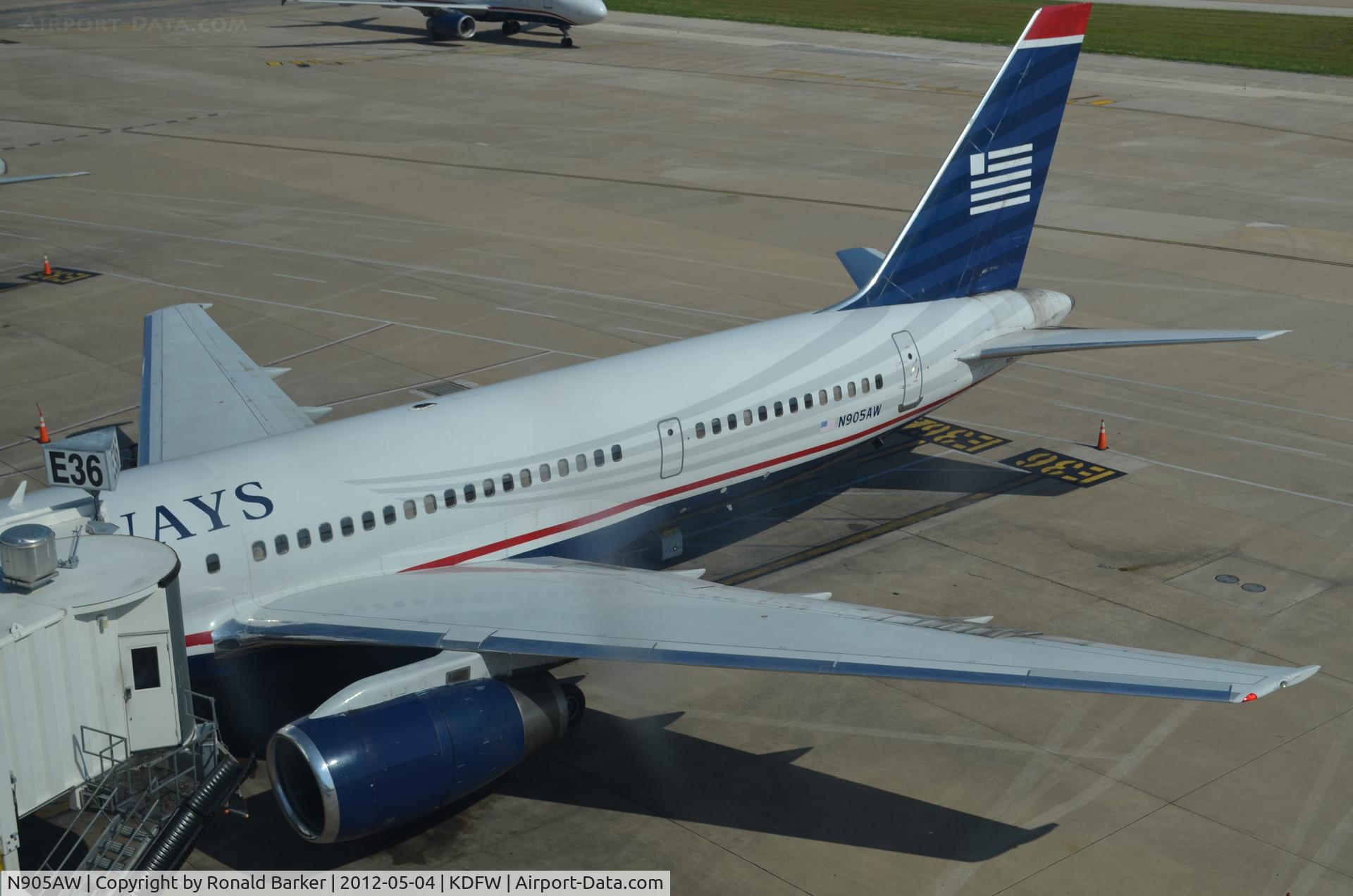 N905AW, 1986 Boeing 757-2S7 C/N 23567, Dallas
