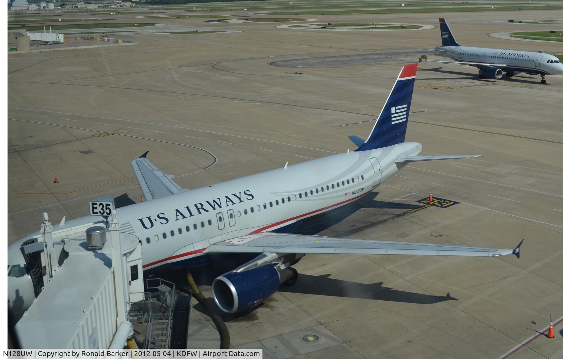 N128UW, 2010 Airbus A320-214 C/N 4242, Dallas