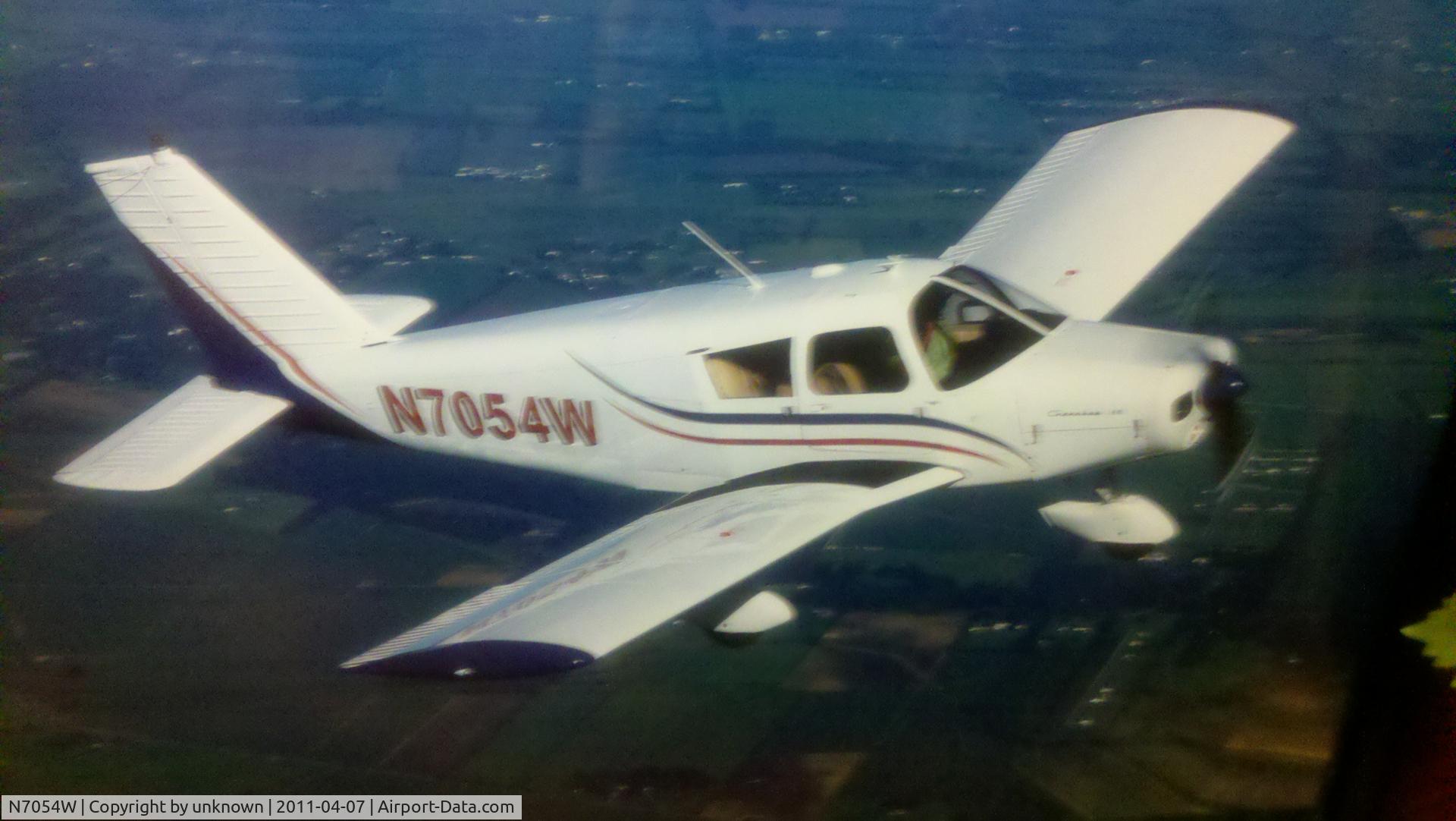 N7054W, 1962 Piper PA-28-180 C/N 28-820, 2011 photo in southern Louisiana of N7054W