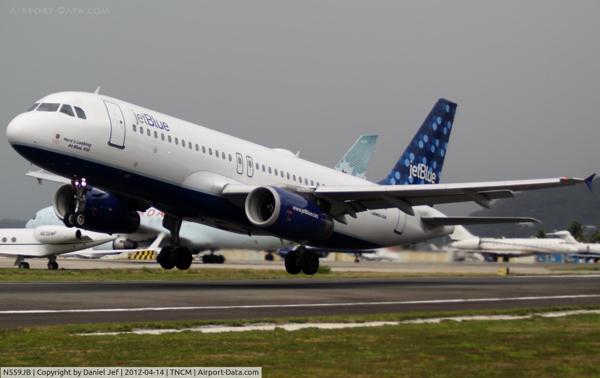 N559JB, 2003 Airbus A320-232 C/N 1917, N559JB
