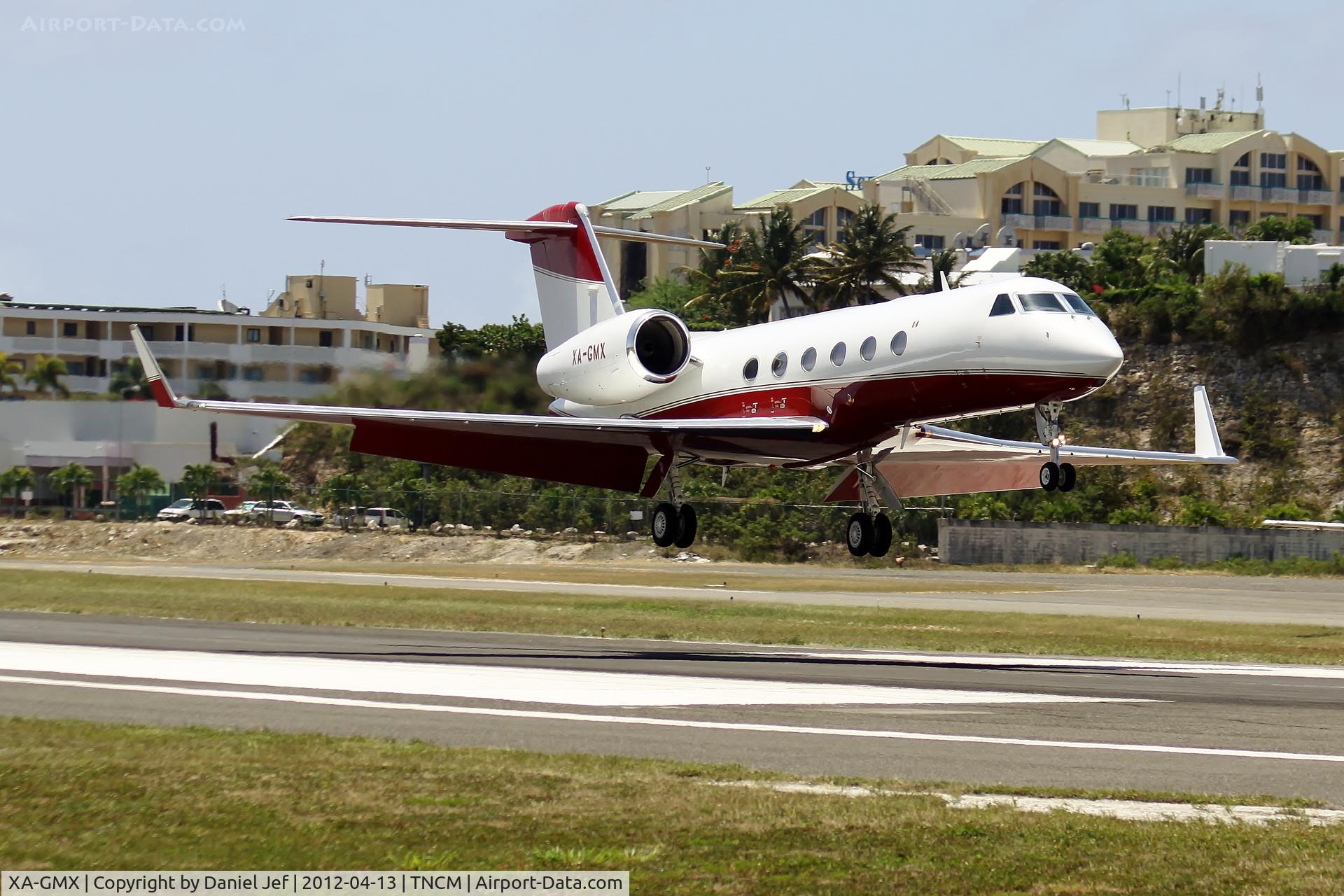 XA-GMX, Gulfstream Aerospace GIV-X (G450) C/N 4102, XA-GMX