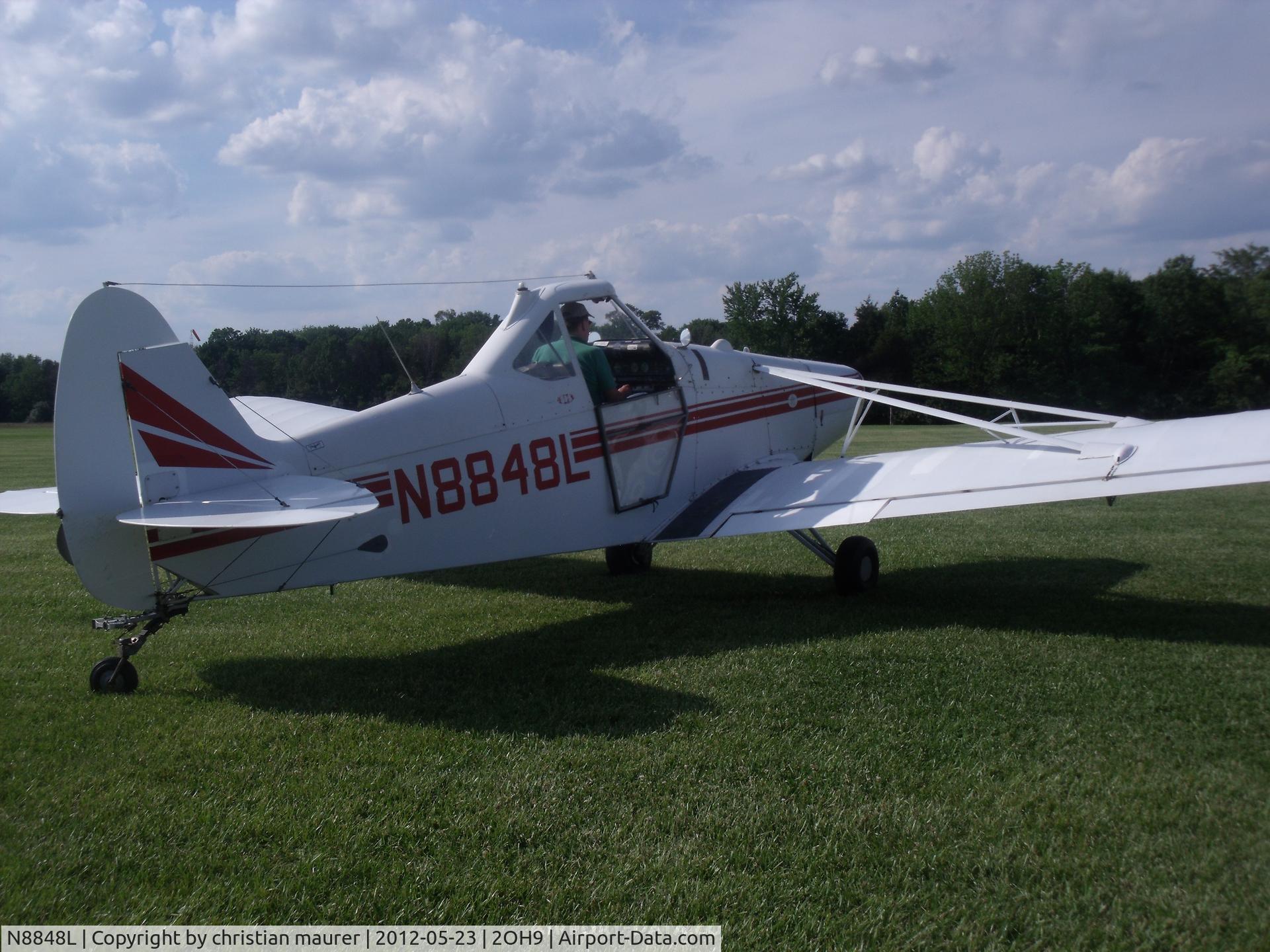 N8848L, 1971 Piper PA-25-235 C/N 25-5359, my dad in the  pawnee