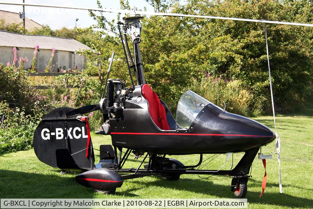 G-BXCL, 1997 Montgomerie-Bensen B-8MR Gyrocopter C/N PFA G/01-1287, Montgomerie-Bensen B8MR, Breighton Airfield, August 2010.