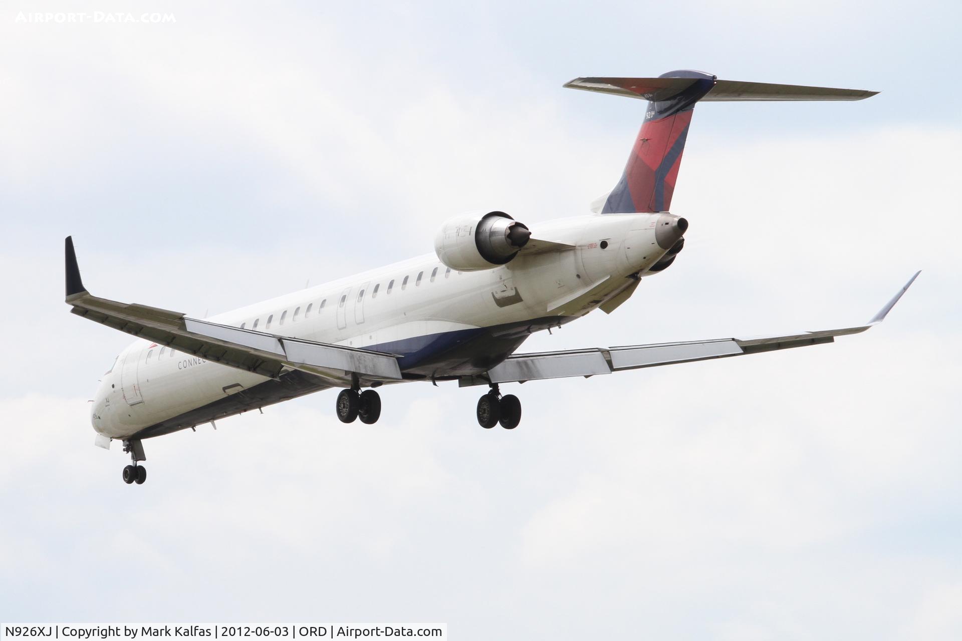 N926XJ, 2008 Canadair CL-600-2D24 Regional Jet CRJ-900 C/N 15184, Pinnacle Airlines/Delta Connection Bombardier CL600-2D24, FLG3561 arriving from KMEM, RWY 28 approach KORD.
