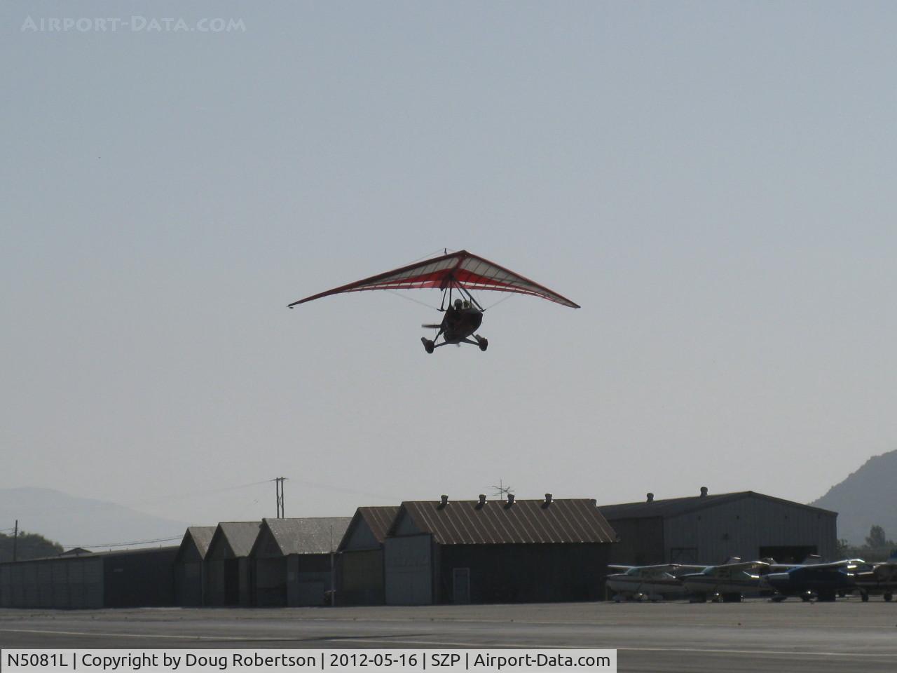 N5081L, 2006 Air Creation Tanarg C/N T06072, 2006 Air Creation TANARG weight-shift control ultralight trike, Rotax 912ULS 80 Hp, takeoff climb Rwy 22