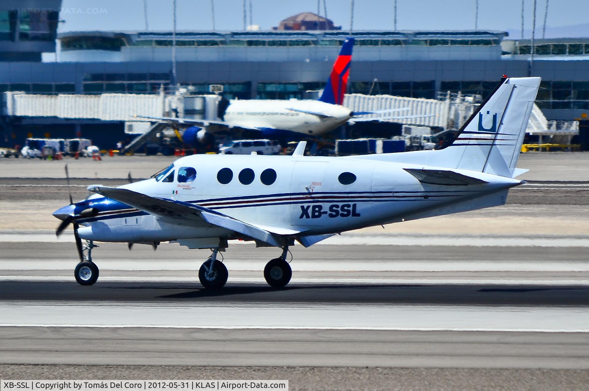 XB-SSL, 2007 Raytheon C90GT King Air C/N LJ-1815, XB-SSL Beechcraft C90GT King Air (LJ-1815)

- Las Vegas - McCarran International (LAS / KLAS)
USA - Nevada, May 31, 2012
Photo: Tomás Del Coro