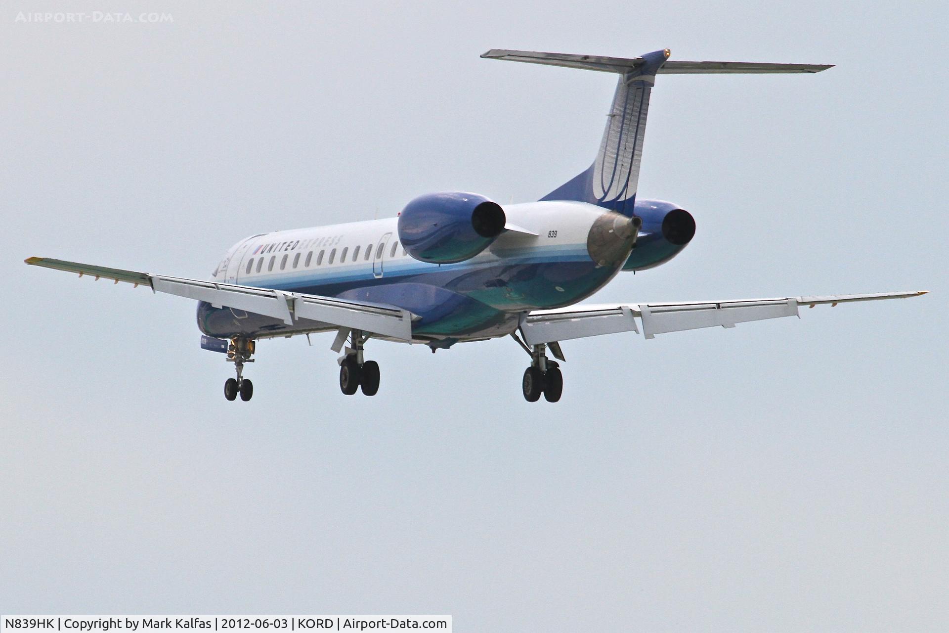 N839HK, 2004 Embraer ERJ-145LR (EMB-145LR) C/N 14500829, Trans States/ United Express Embraer EMB-145LR, LOF3342 arriving from Will Rogers World /KOKC, RWY 28 approach KORD.