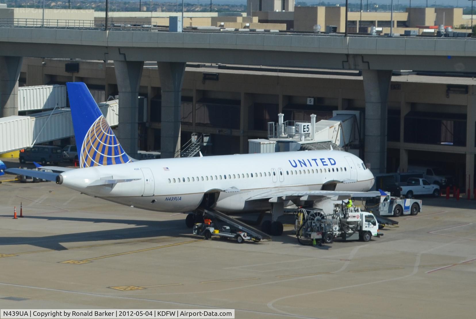 N439UA, 1997 Airbus A320-232 C/N 683, Dallas