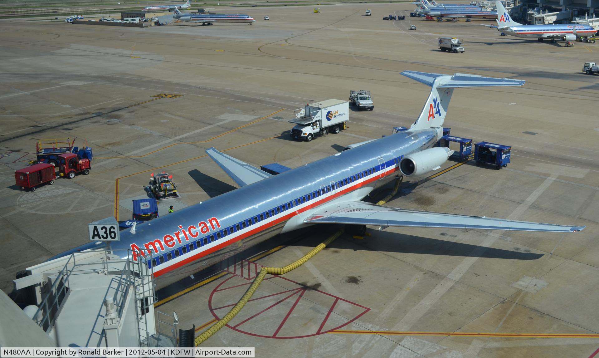 N480AA, 1988 McDonnell Douglas MD-82 (DC-9-82) C/N 49655, Dallas