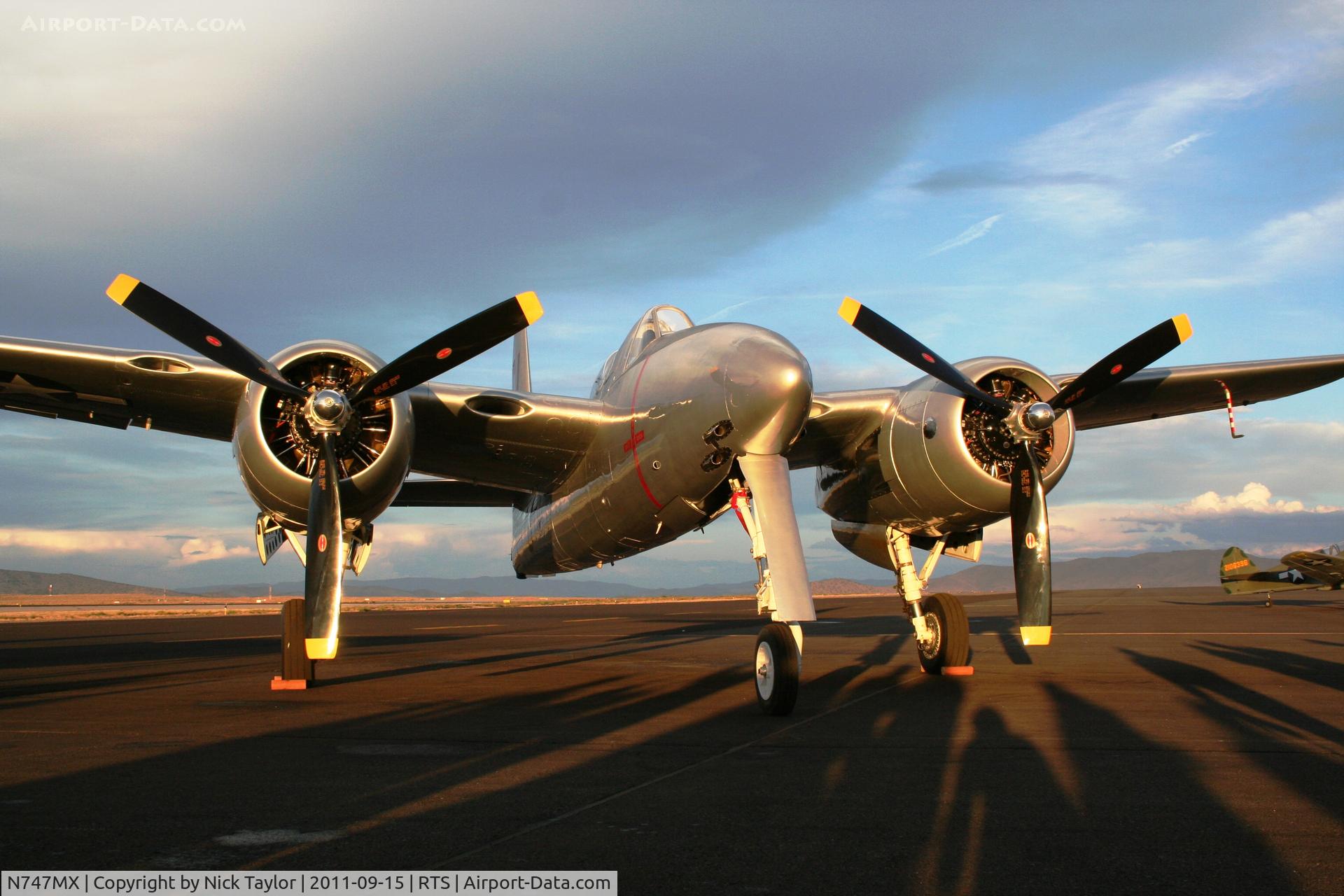 N747MX, 1945 Grumman F7F-3 Tigercat C/N C.245, Race #1 La Patrona