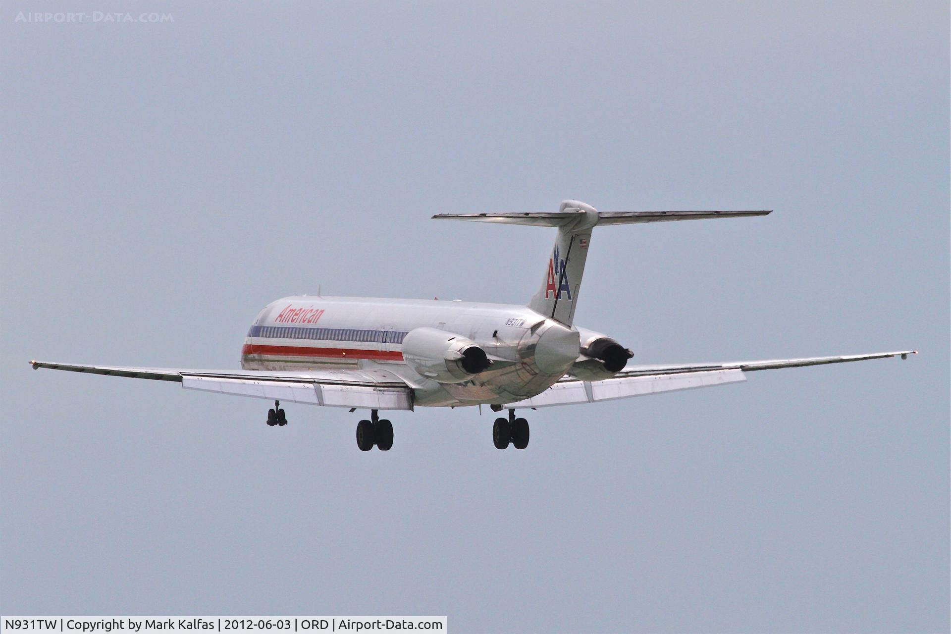 N931TW, 1987 McDonnell Douglas MD-83 (DC-9-83) C/N 49527, American Airlines MD-83, AAL2354 arriving from DFW, RWY 28 approach KORD.