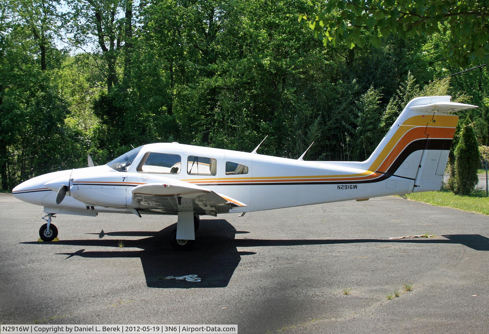 N2916W, 1979 Piper PA-44-180 Seminole C/N 44-7995300, Nifty disco-era Seminole shines at Old Bridge.