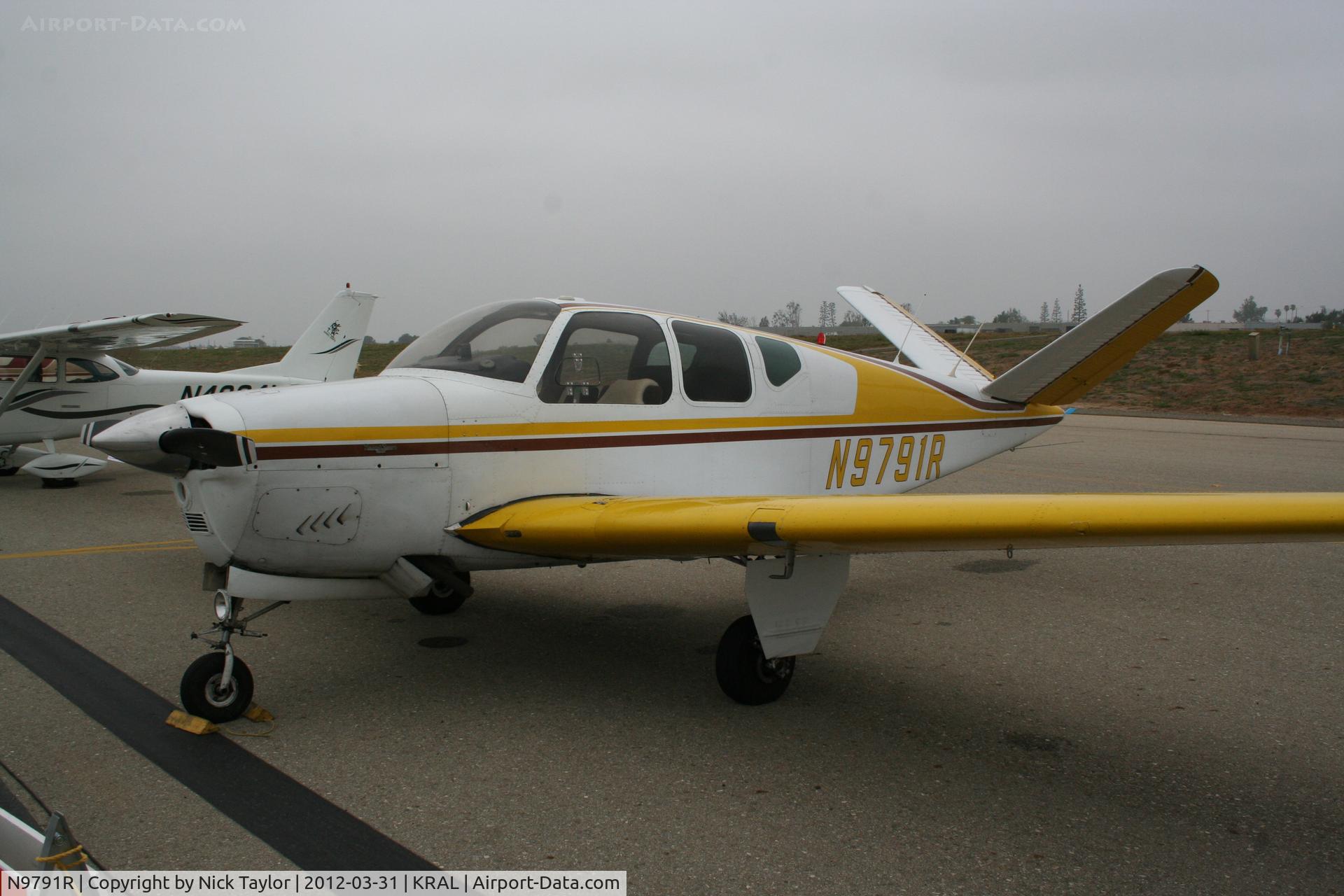 N9791R, 1960 Beech M35 Bonanza C/N D-6289, Riverside Air Show 2011