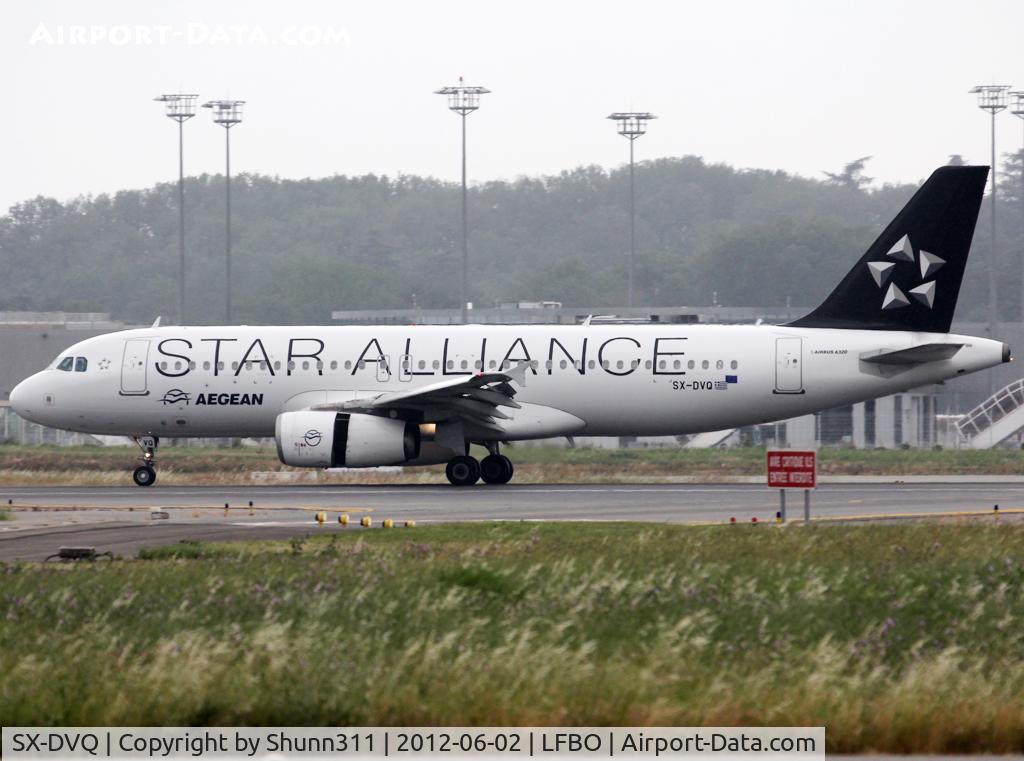 SX-DVQ, 2008 Airbus A320-232 C/N 3526, Landing rwy 14R in Star Alliance c/s