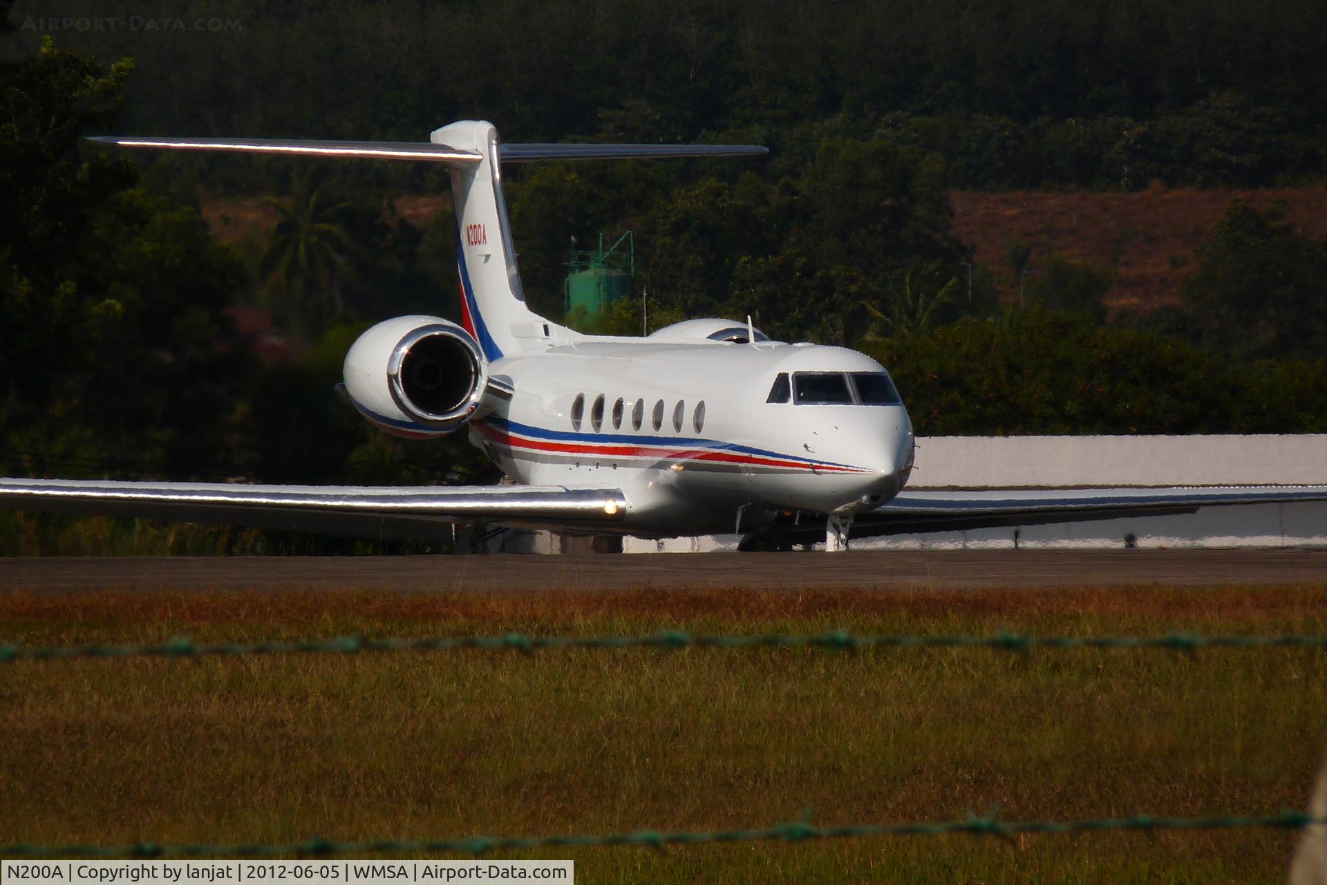 N200A, 2011 Gulfstream Aerospace GV-SP (G550) C/N 5341, Ready to depart