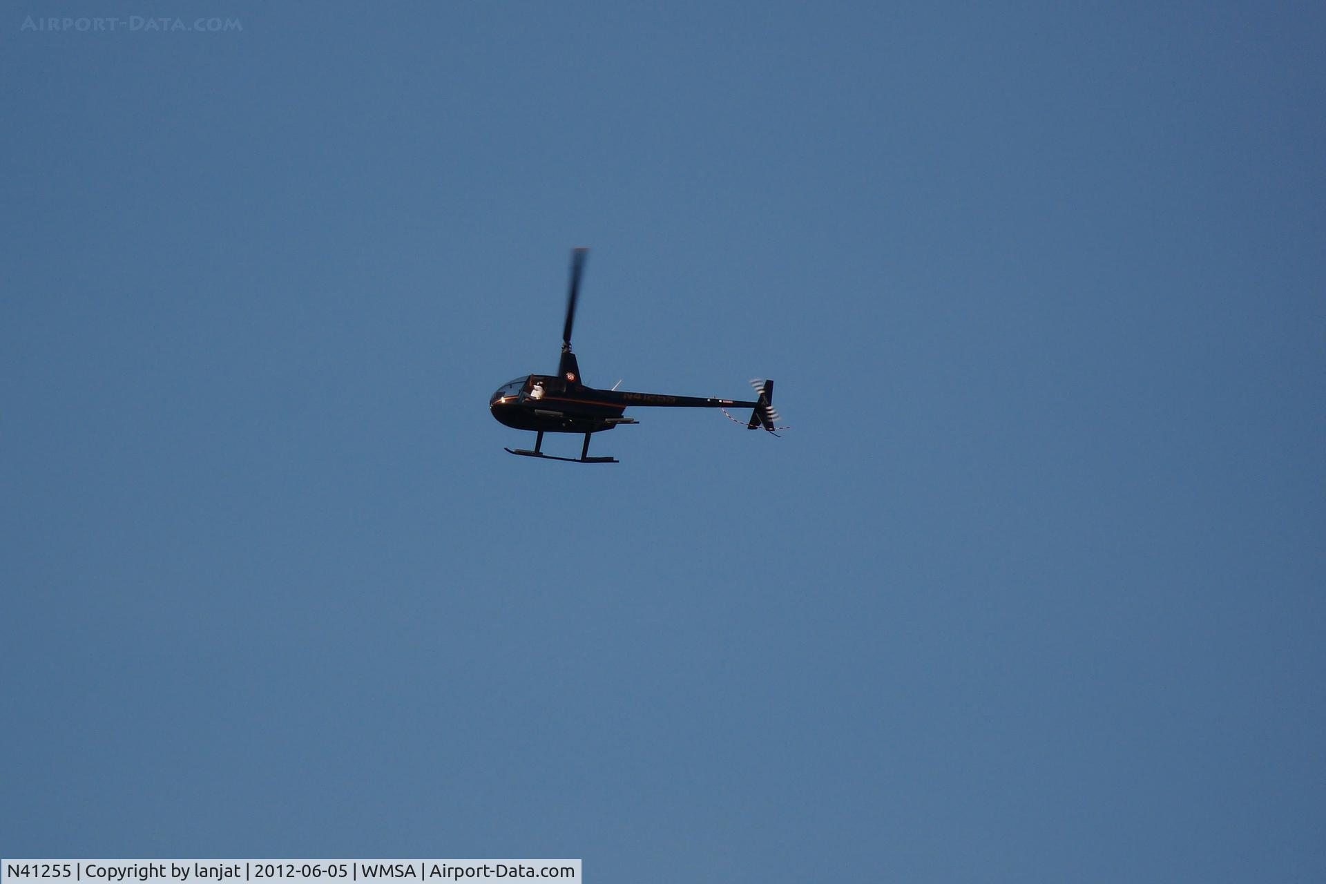 N41255, 2007 Robinson R44 C/N 1800, Flying over SZB