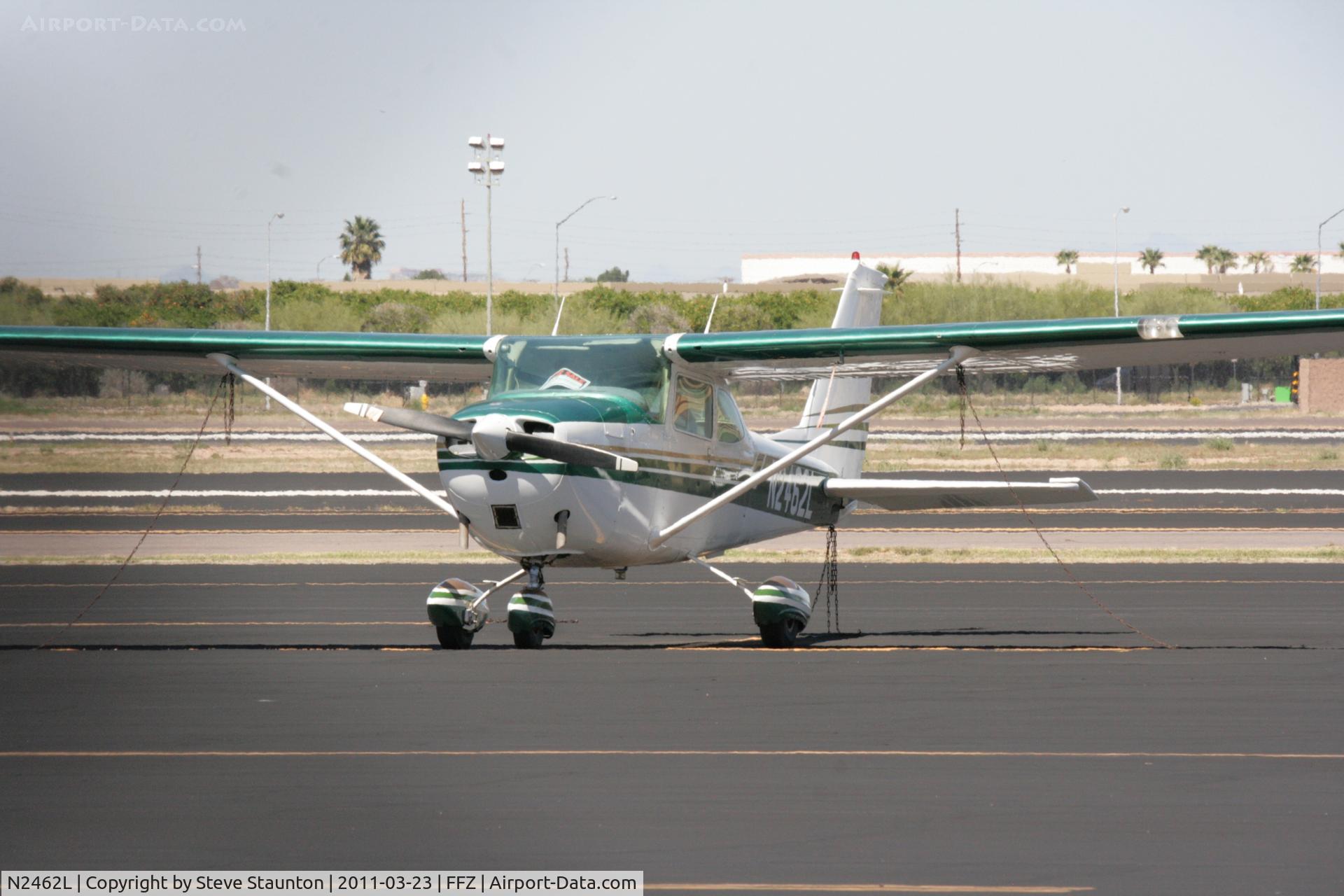 N2462L, 1966 Cessna 172H C/N 17255662, Taken at Falcon Field Airport, in March 2011 whilst on an Aeroprint Aviation tour