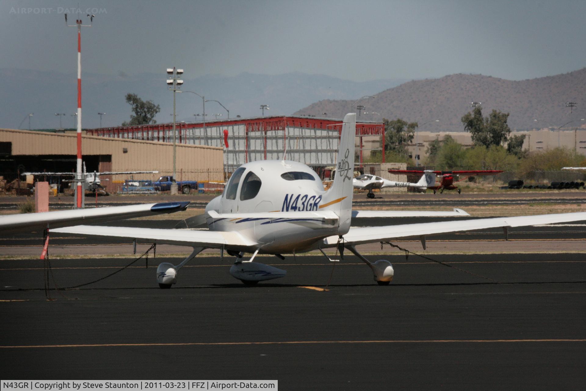 N43GR, 2005 Cirrus SR20 C/N 1531, Taken at Falcon Field Airport, in March 2011 whilst on an Aeroprint Aviation tour