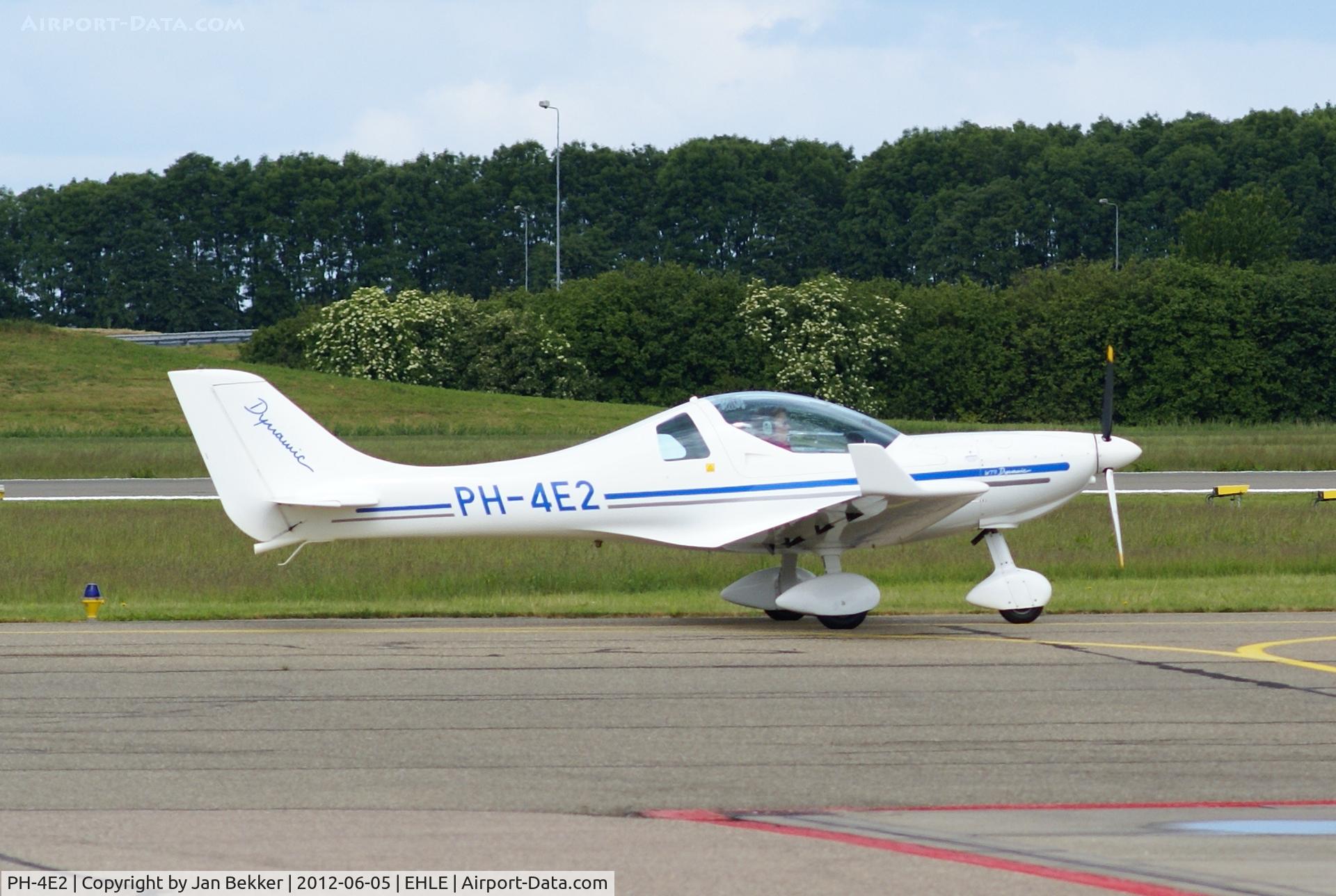PH-4E2, 2009 Aerospool WT-9 Dynamic C/N DY297/2009, Airport Lelystad