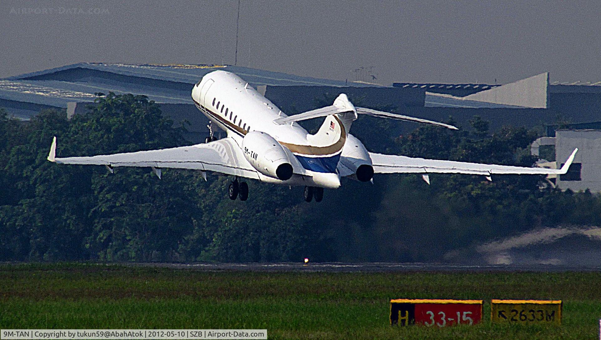 9M-TAN, 2010 Bombardier BD-700-1A11 Global 5000 C/N 9350, Private Jet