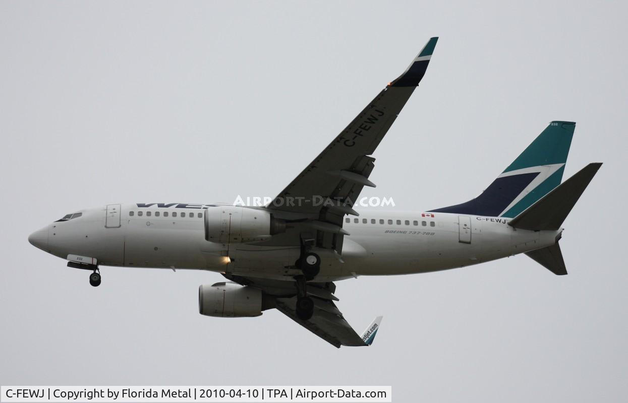 C-FEWJ, 2005 Boeing 737-7CT C/N 32769, West Jet 737